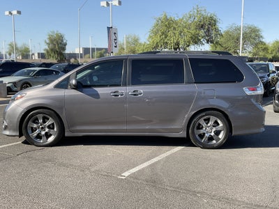 2016 Toyota Sienna SE Premium**1 OWNER CLN CF