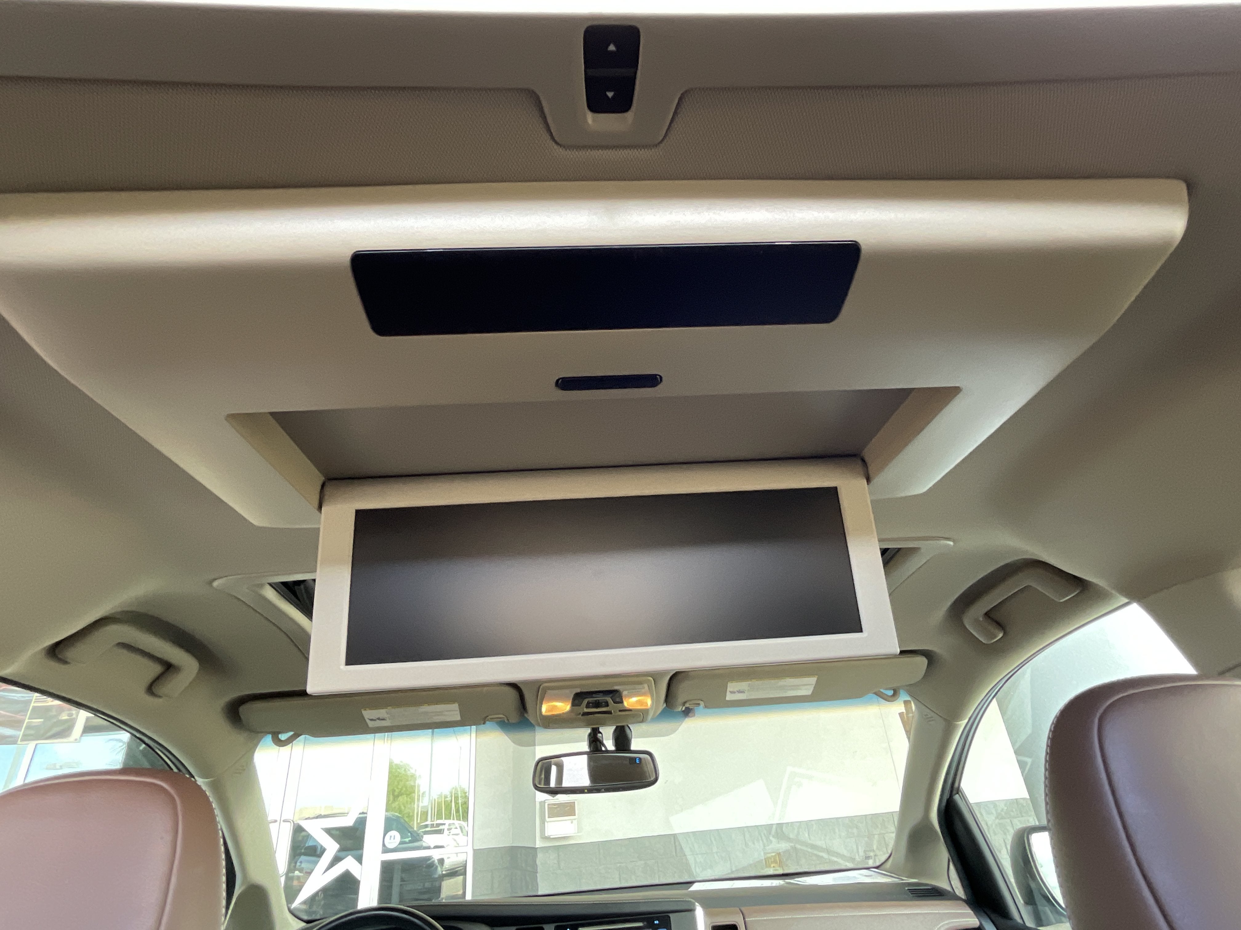 2017 Toyota Sienna Limited Premium* LOW MILES
