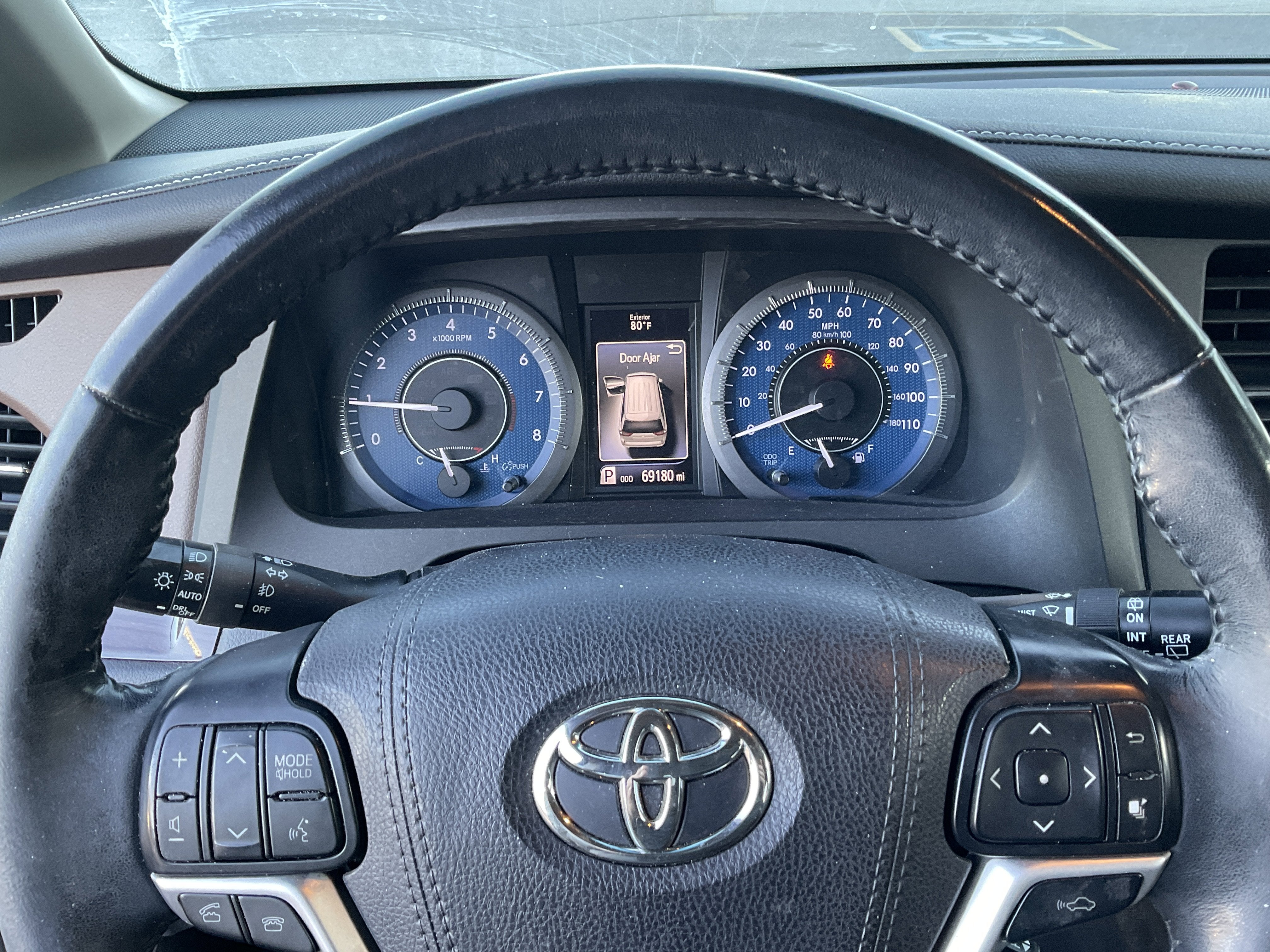 2017 Toyota Sienna Limited Premium* LOW MILES