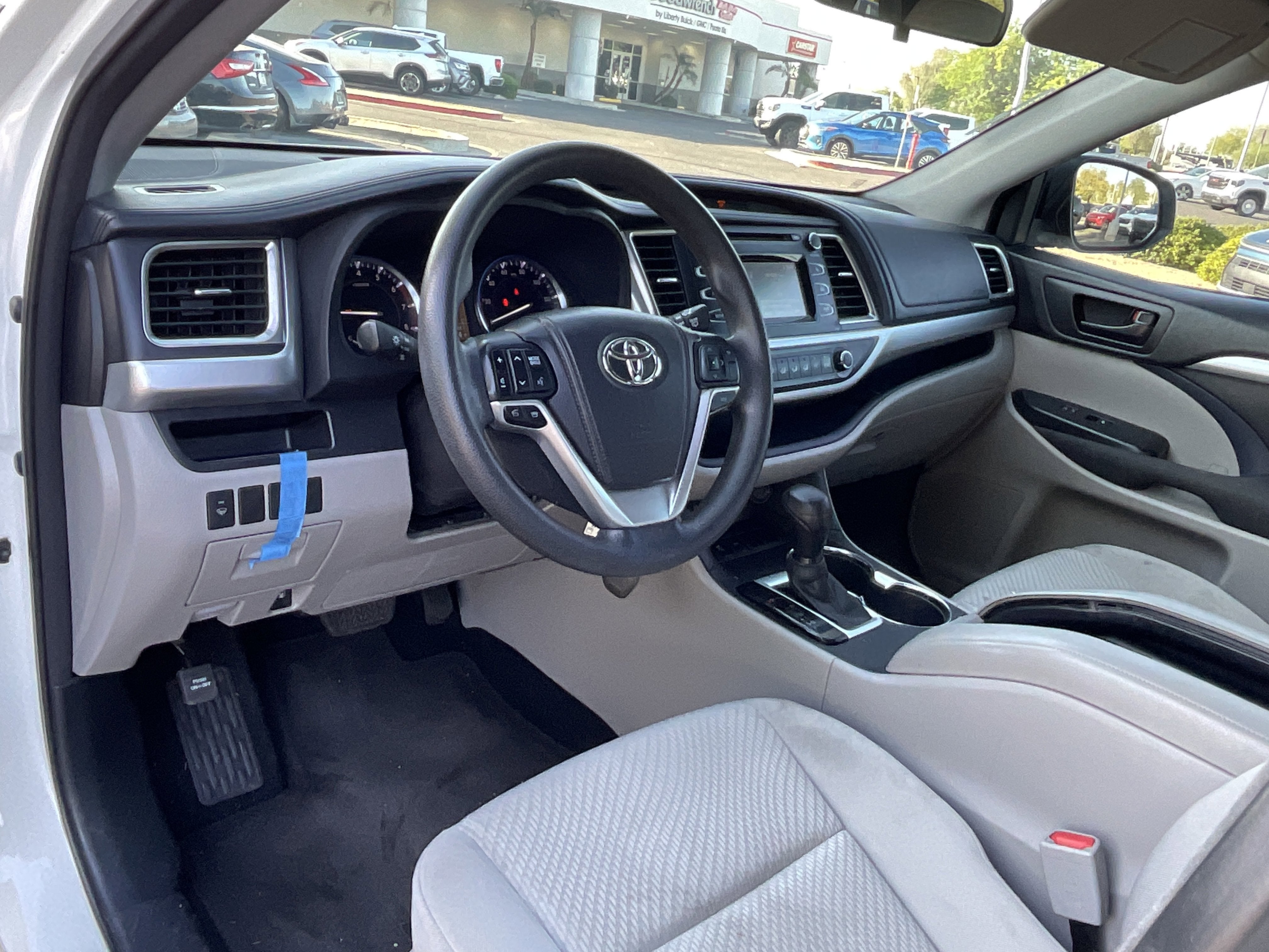 2014 Toyota Highlander LE