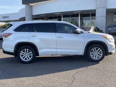 2014 Toyota Highlander LE