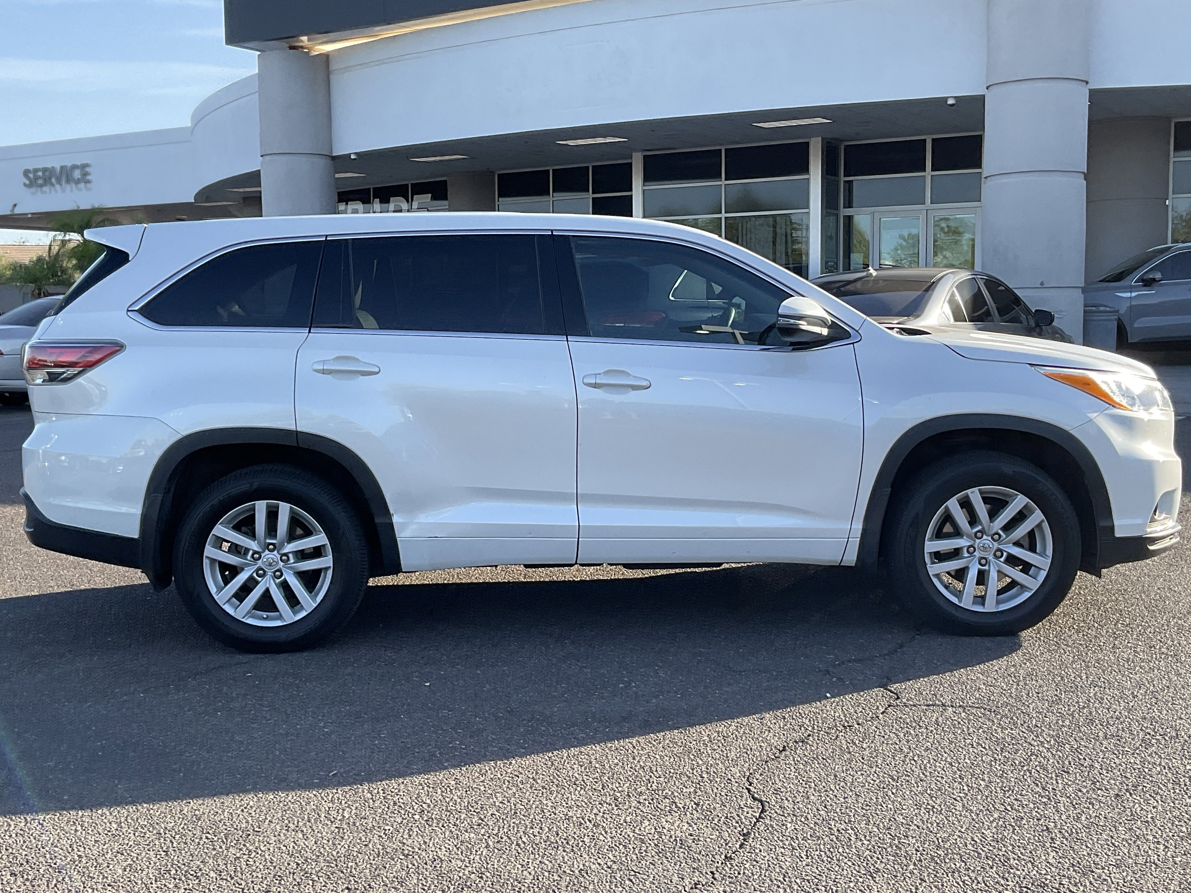2014 Toyota Highlander LE