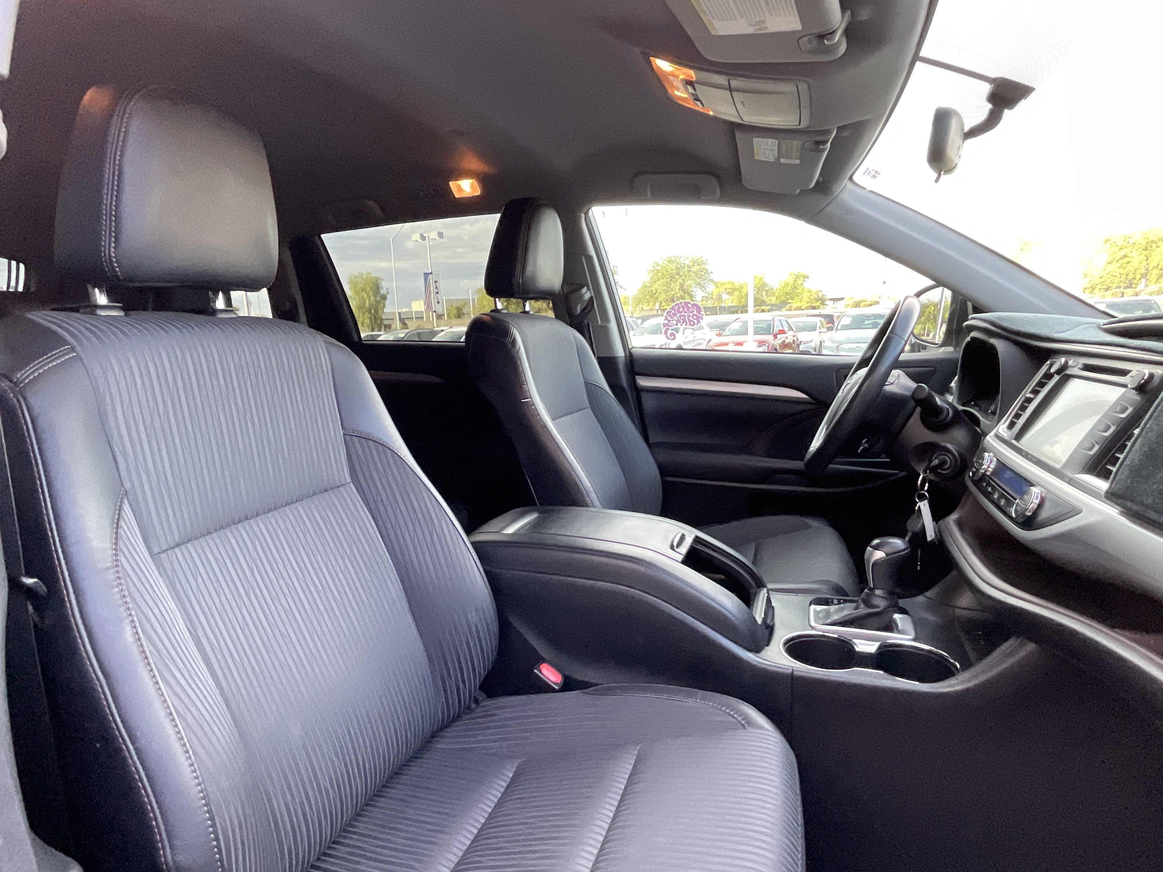 2016 Toyota Highlander LE