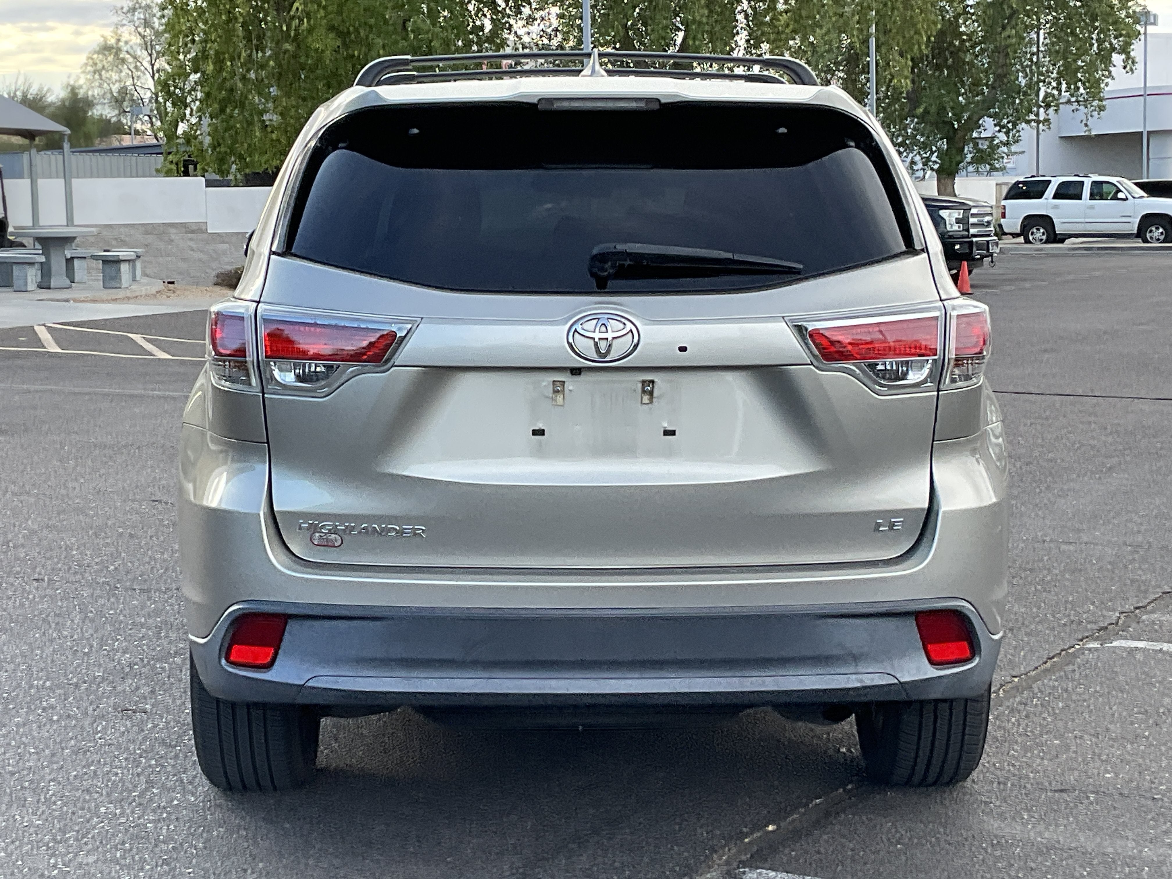 2016 Toyota Highlander LE