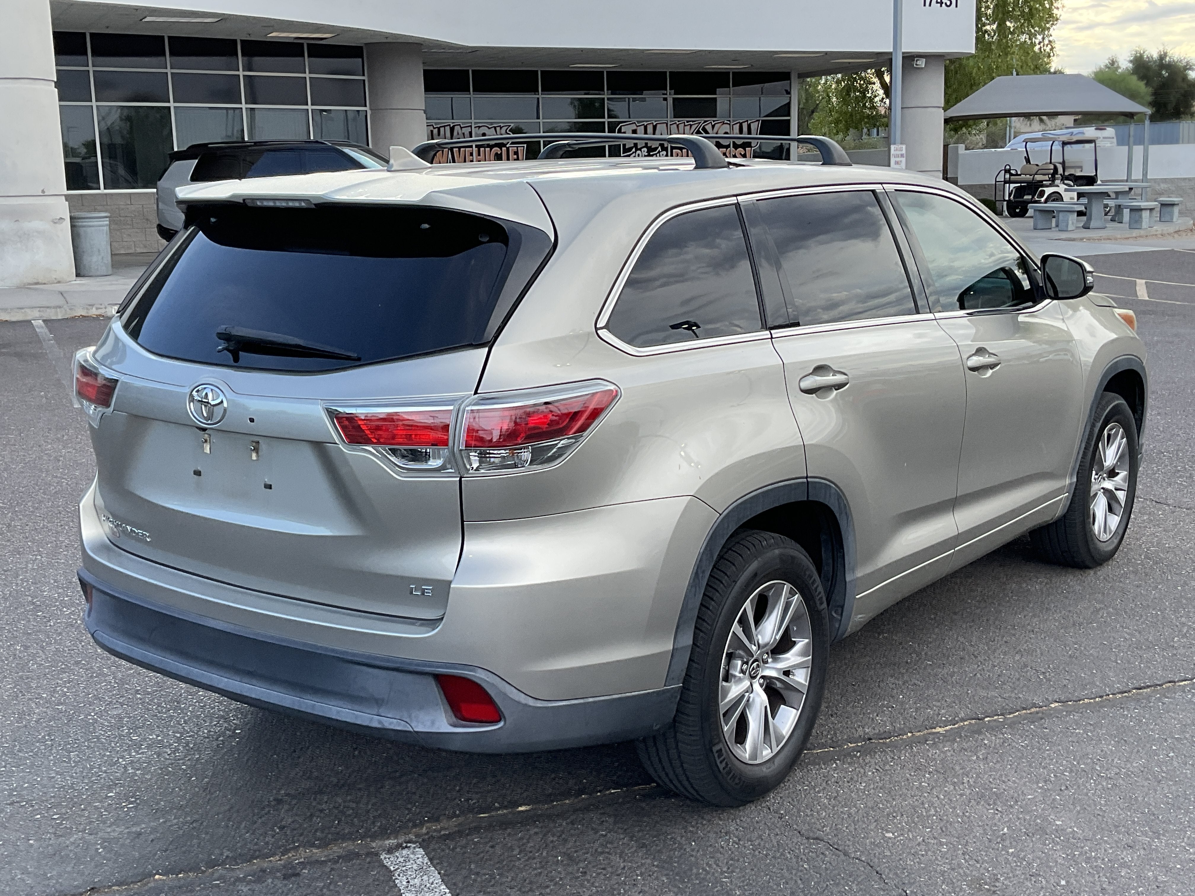 2016 Toyota Highlander LE