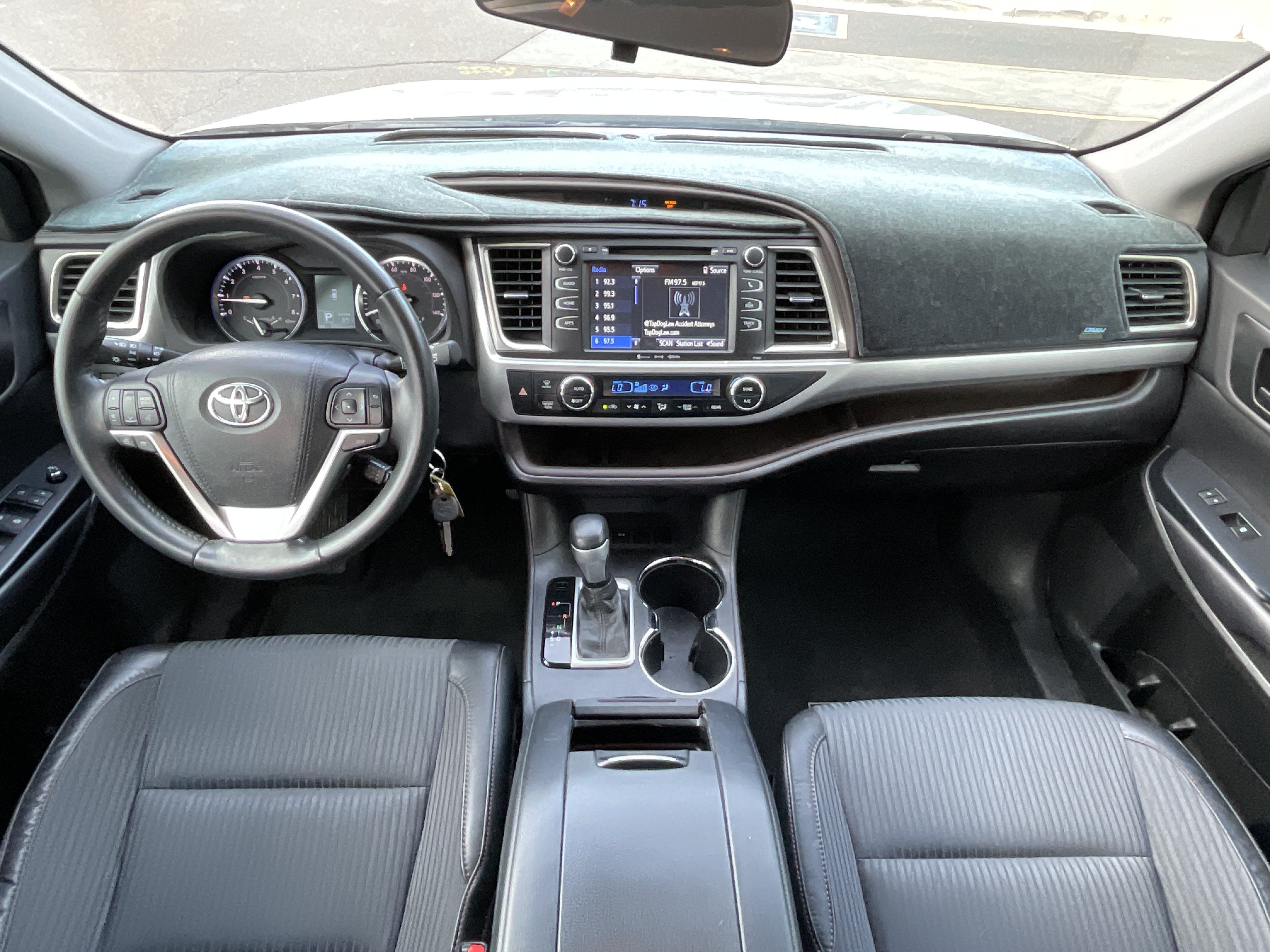 2016 Toyota Highlander LE