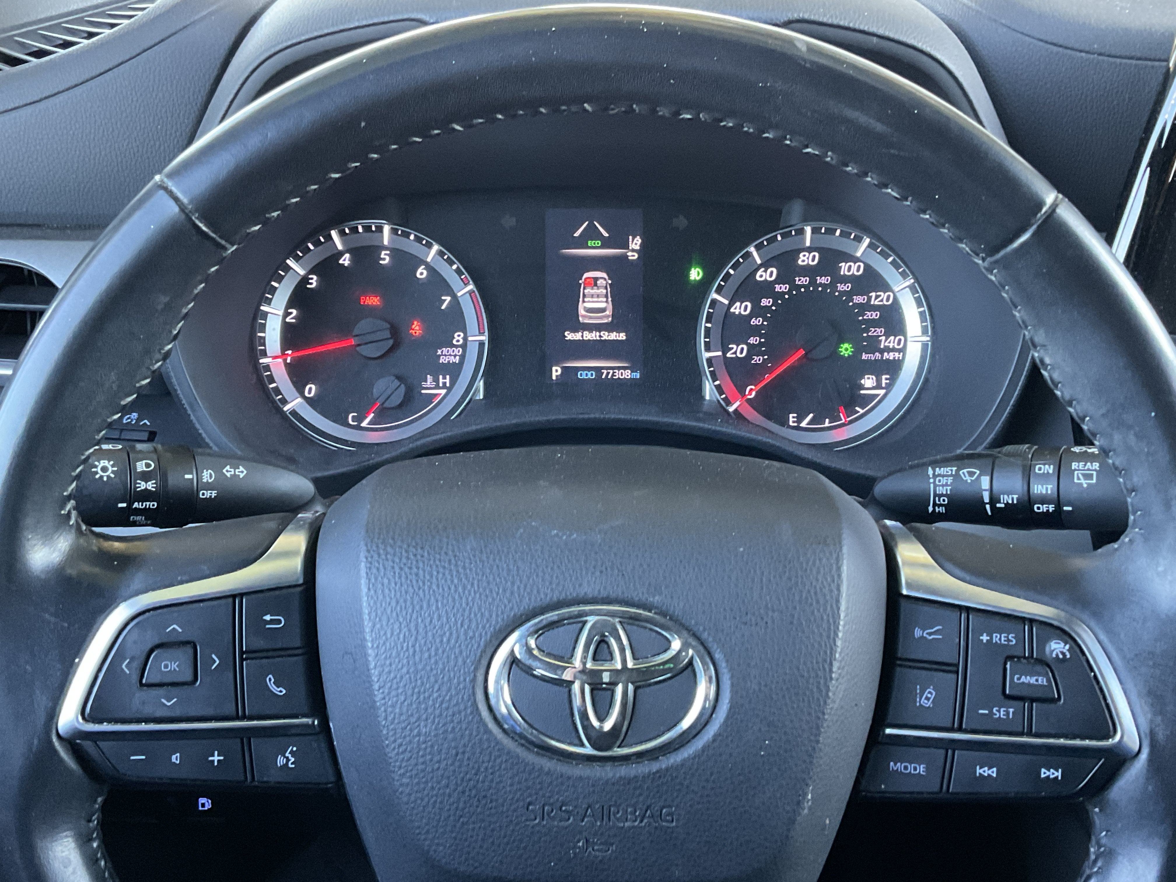 2021 Toyota Highlander LE