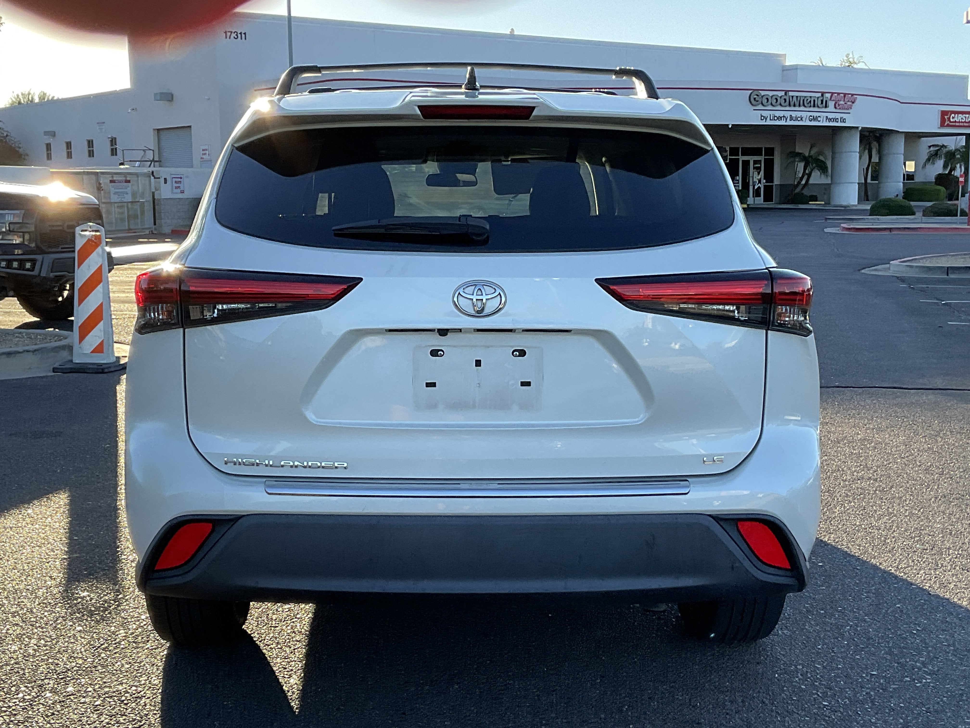 2021 Toyota Highlander LE