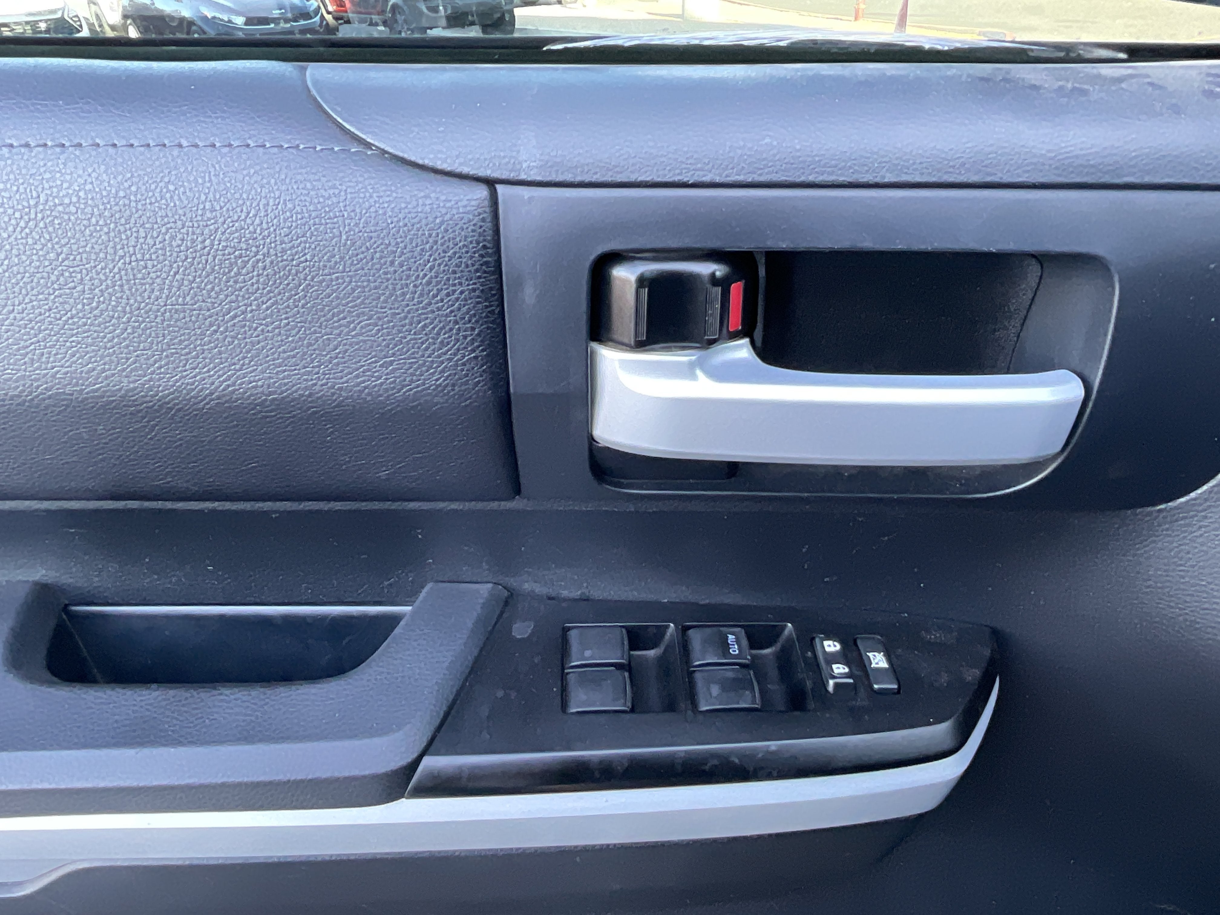 2018 Toyota Tundra 4WD SR5