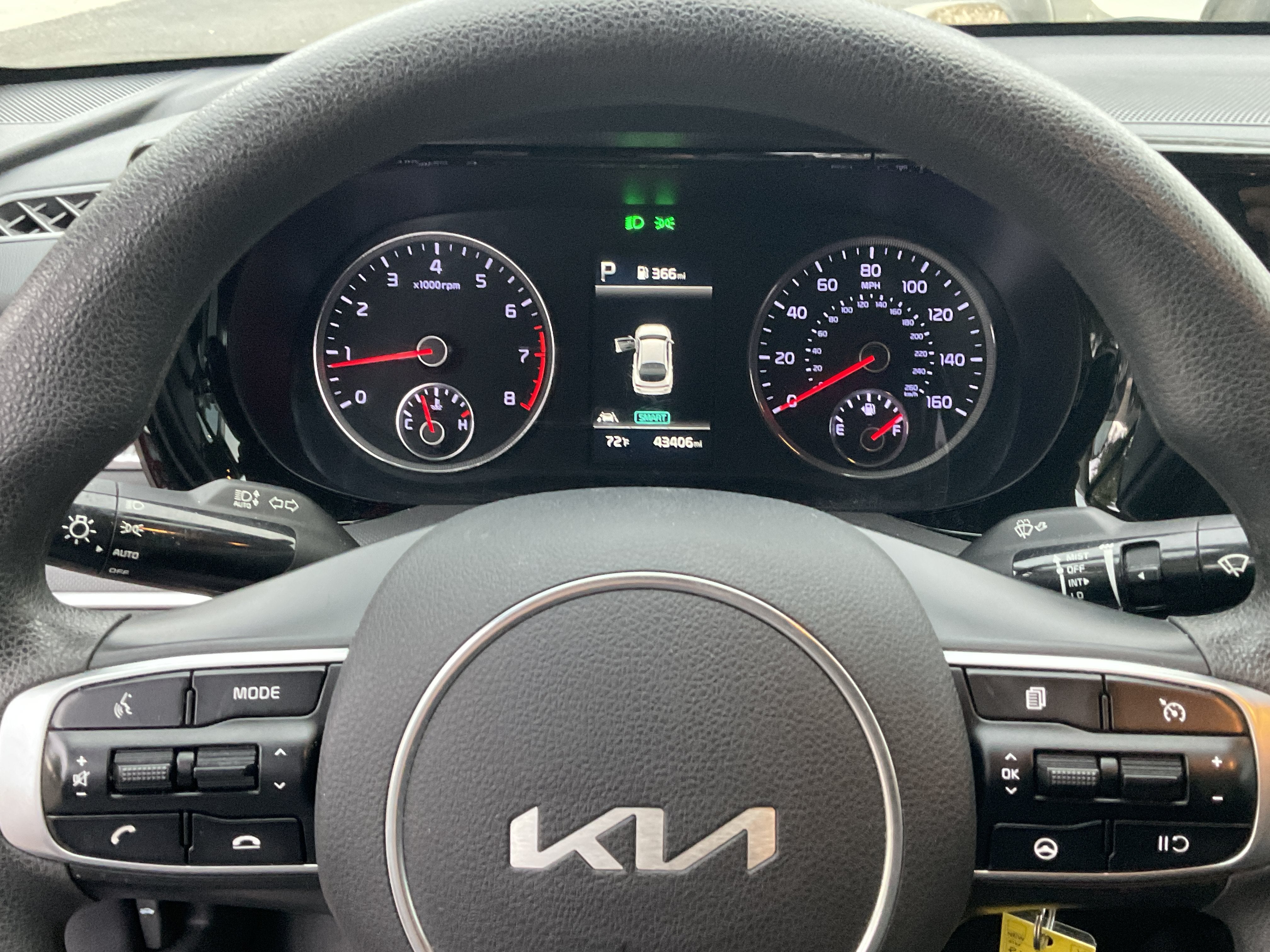 2022 Kia K5 LX