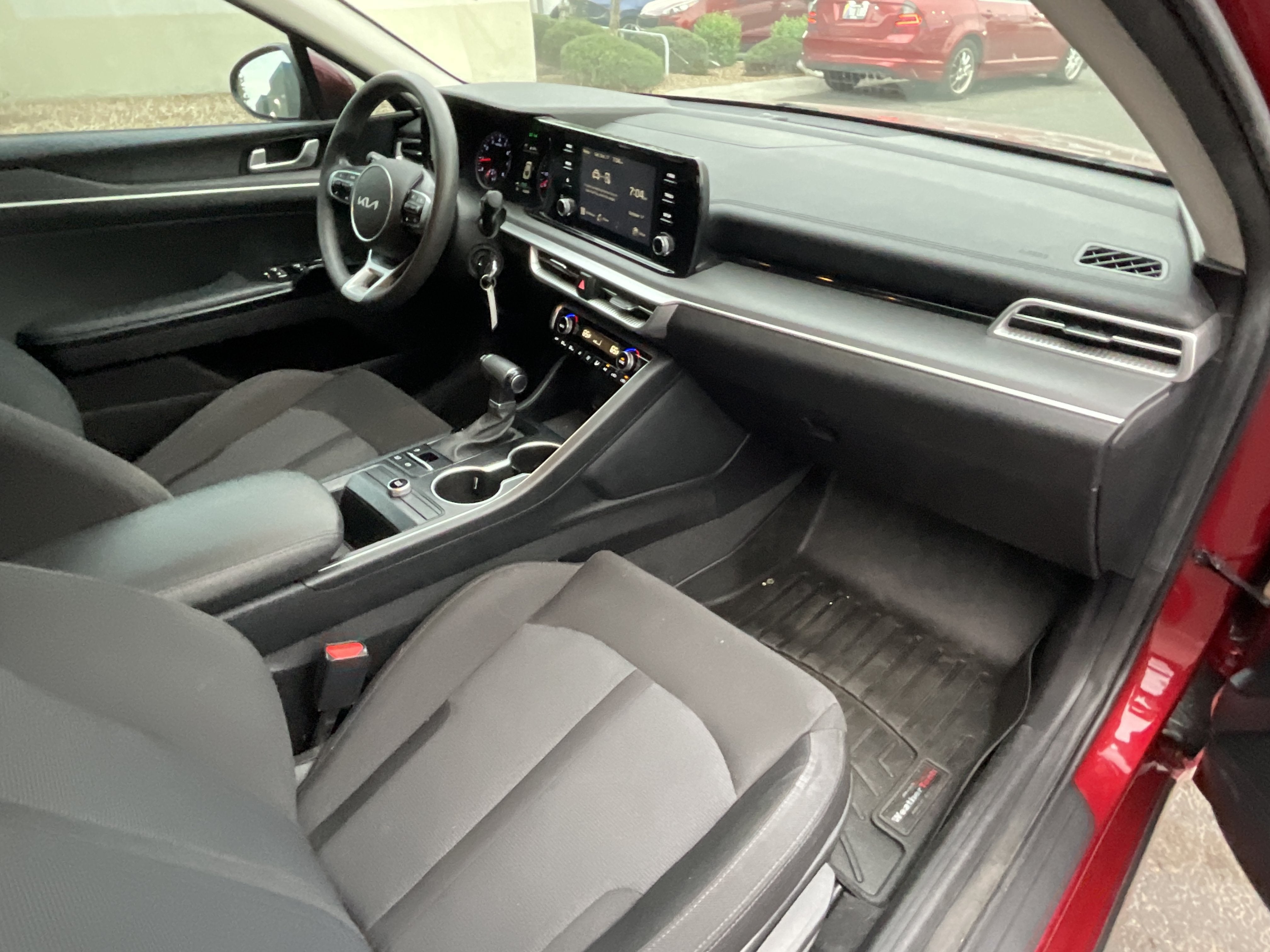 2022 Kia K5 LX