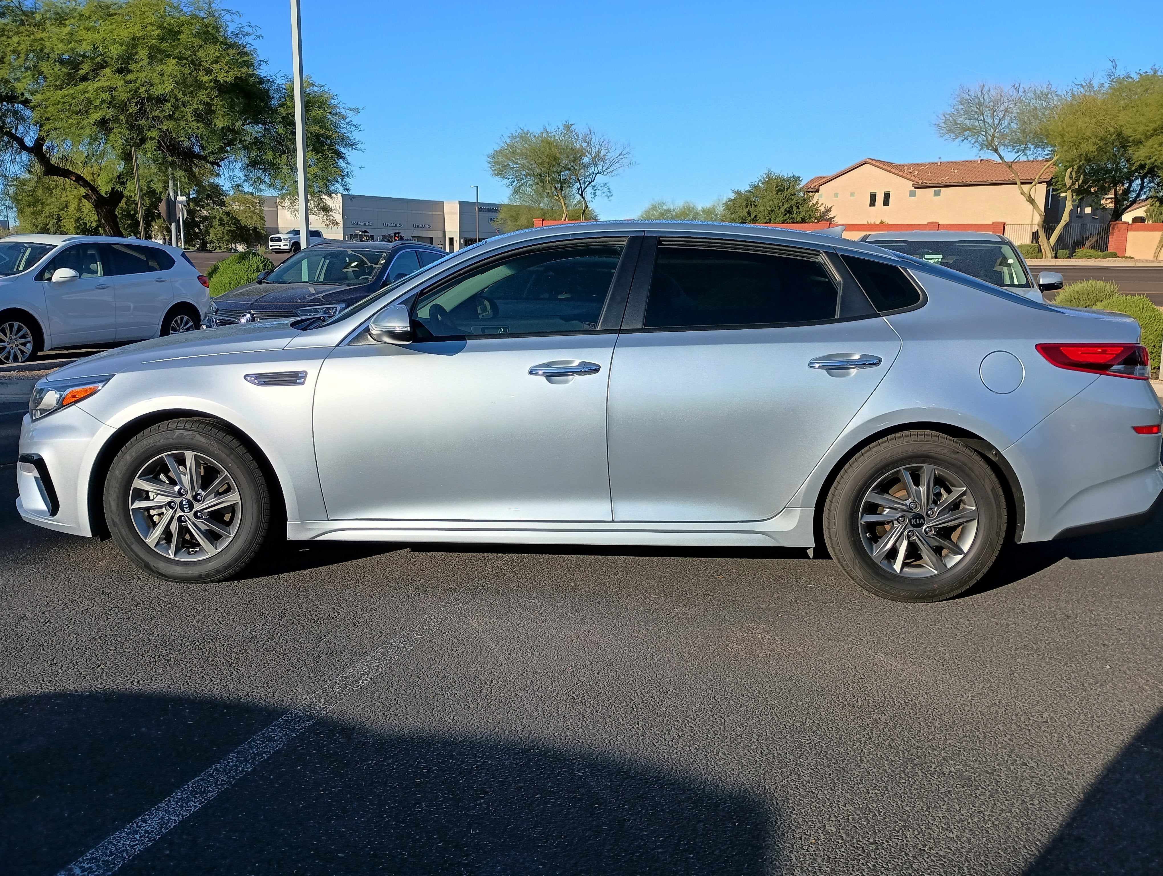2019 Kia Optima LX* 1 OWNER/ CLEAN CARFAX