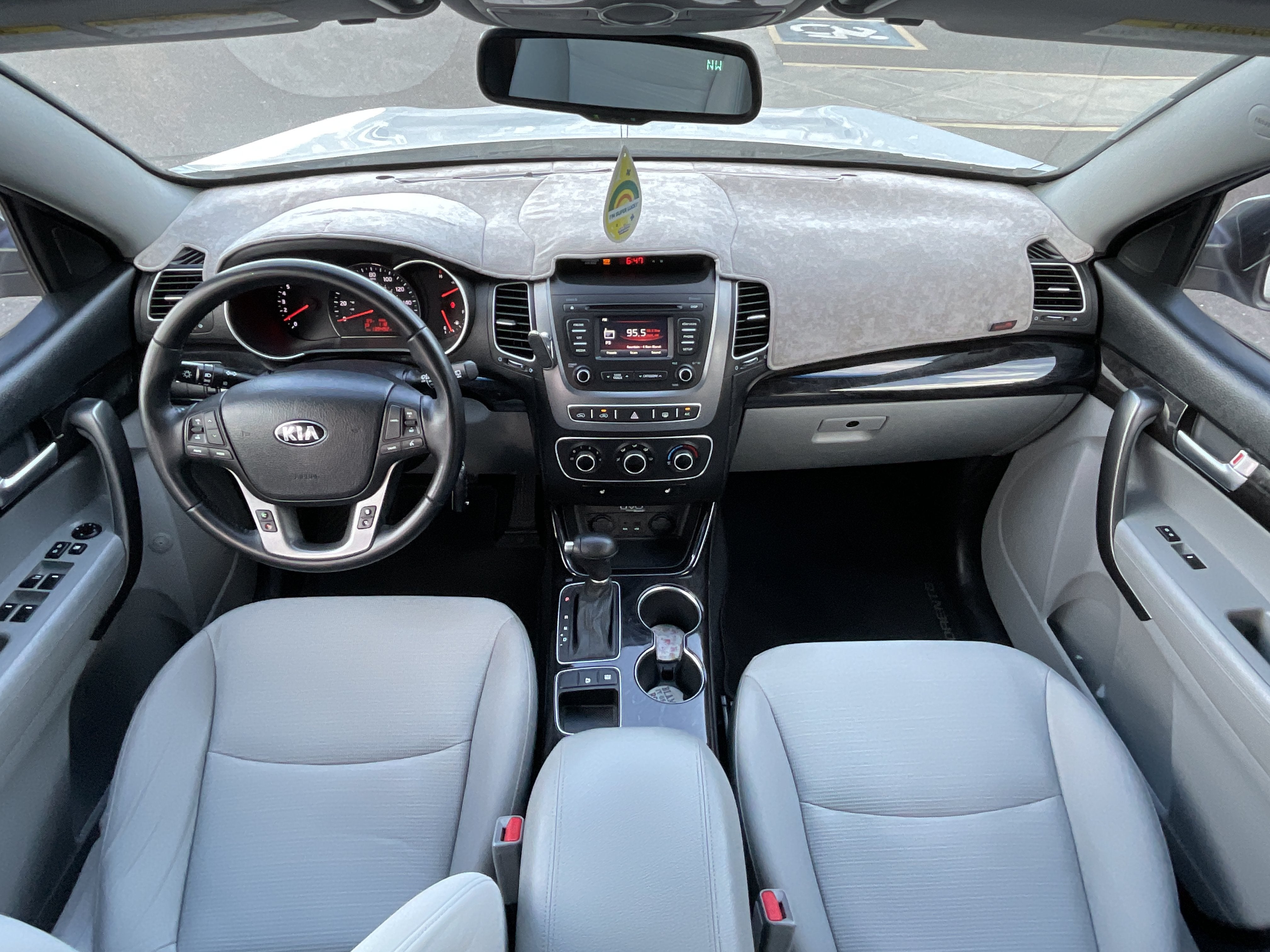 2014 Kia Sorento LX