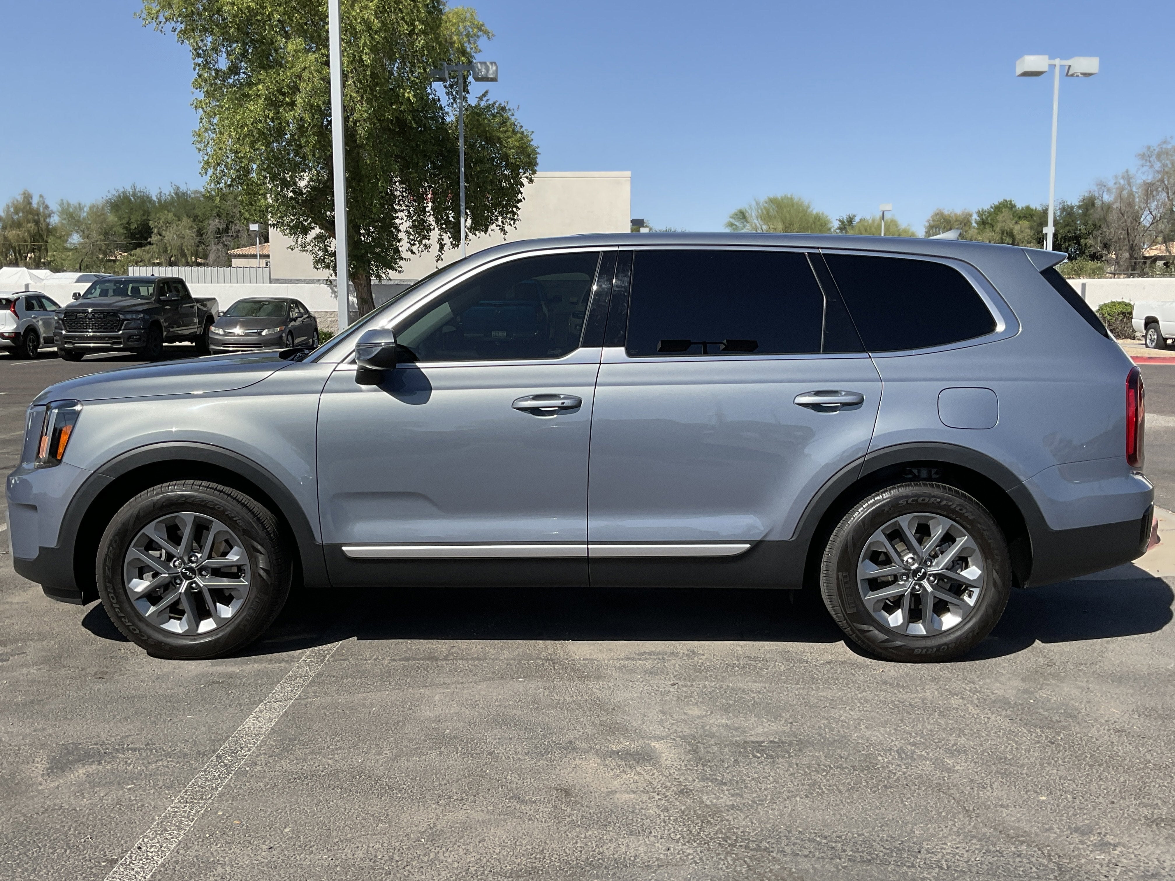 2024 Kia Telluride LX**1 OWNER CLN CF