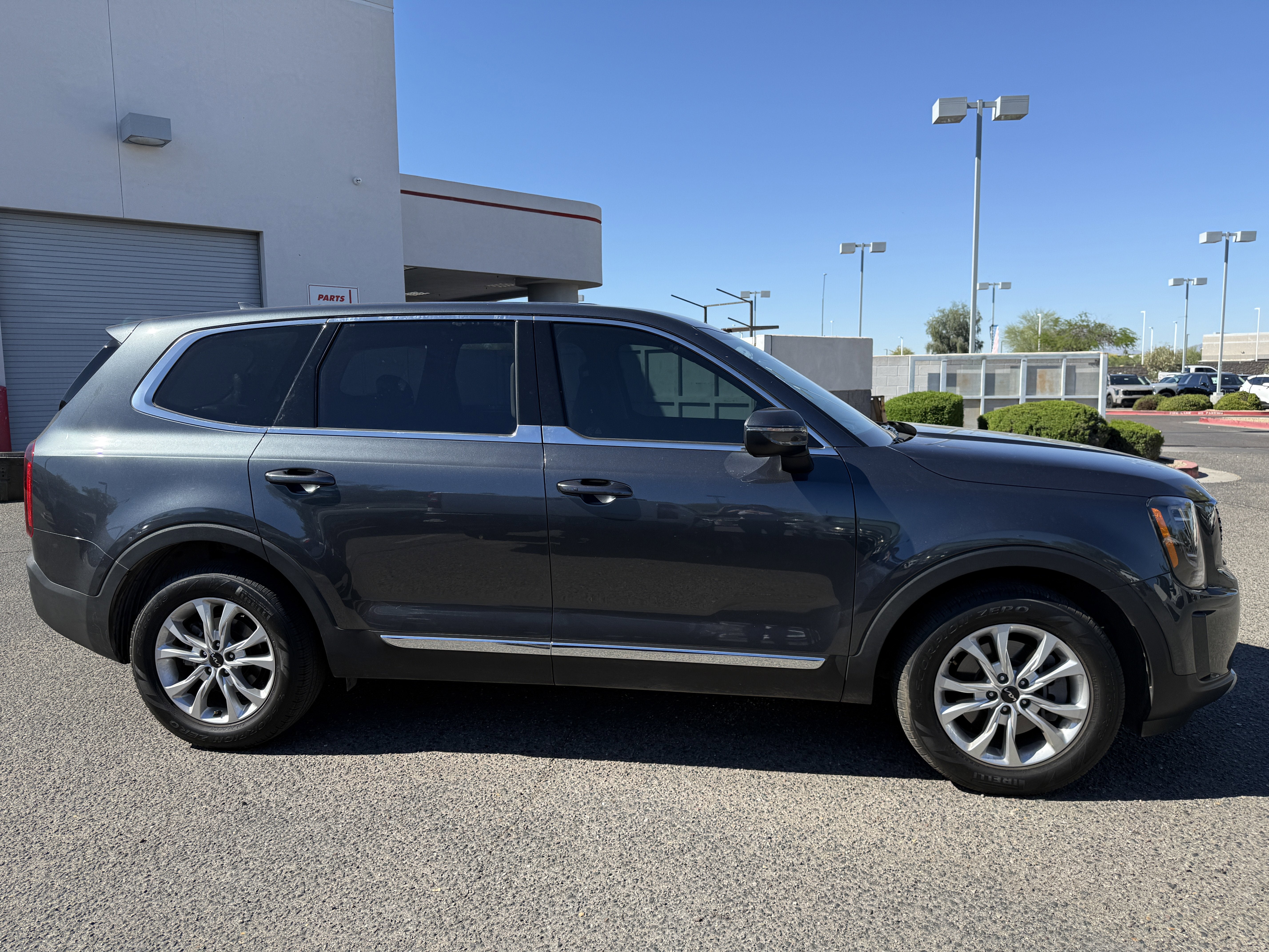 2022 Kia Telluride LX