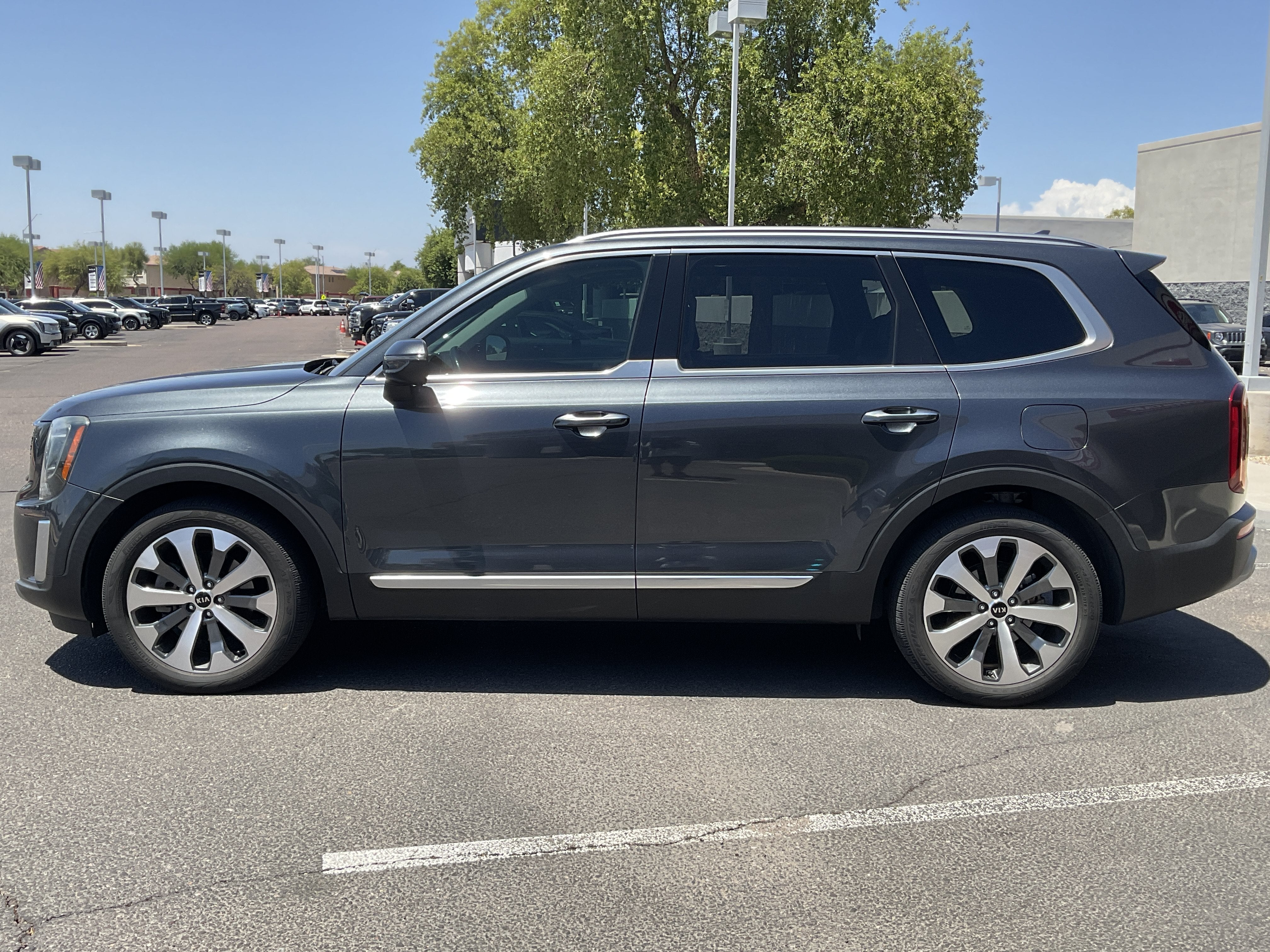 2020 Kia Telluride S