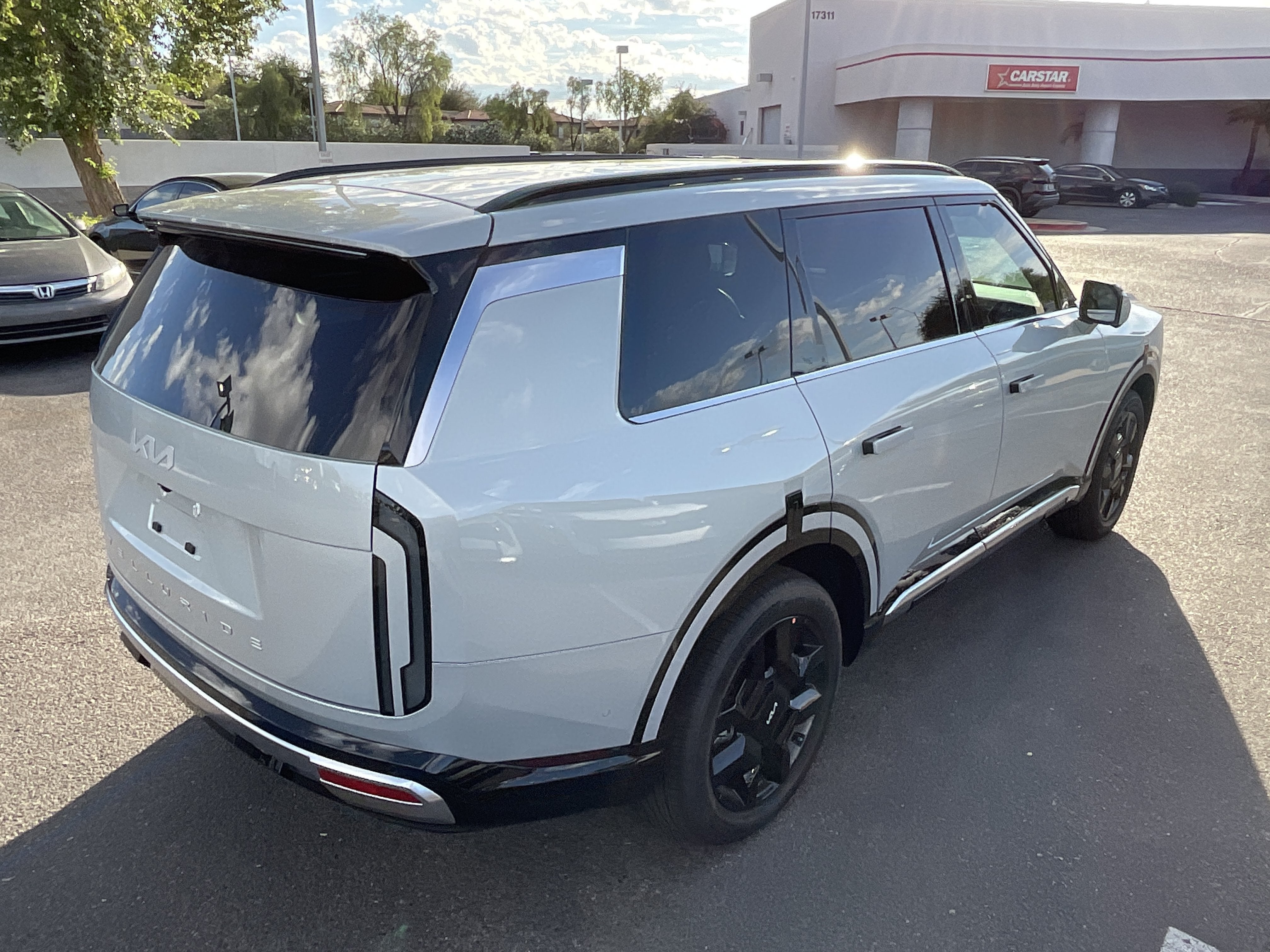 2027 Kia Telluride Hybrid SX