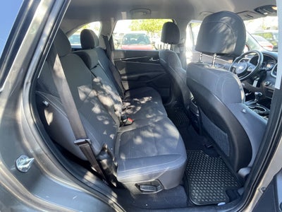 2017 Kia Sorento L
