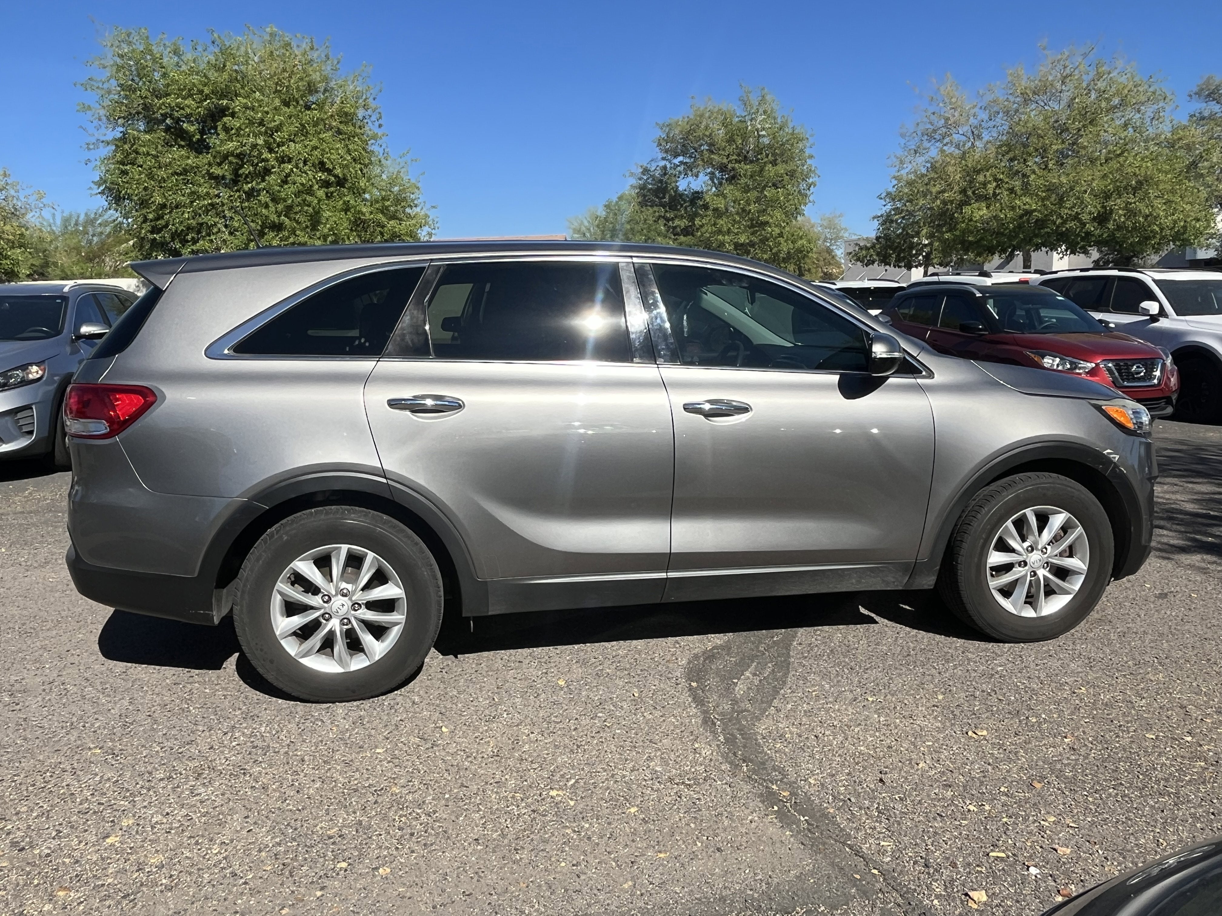 2017 Kia Sorento L