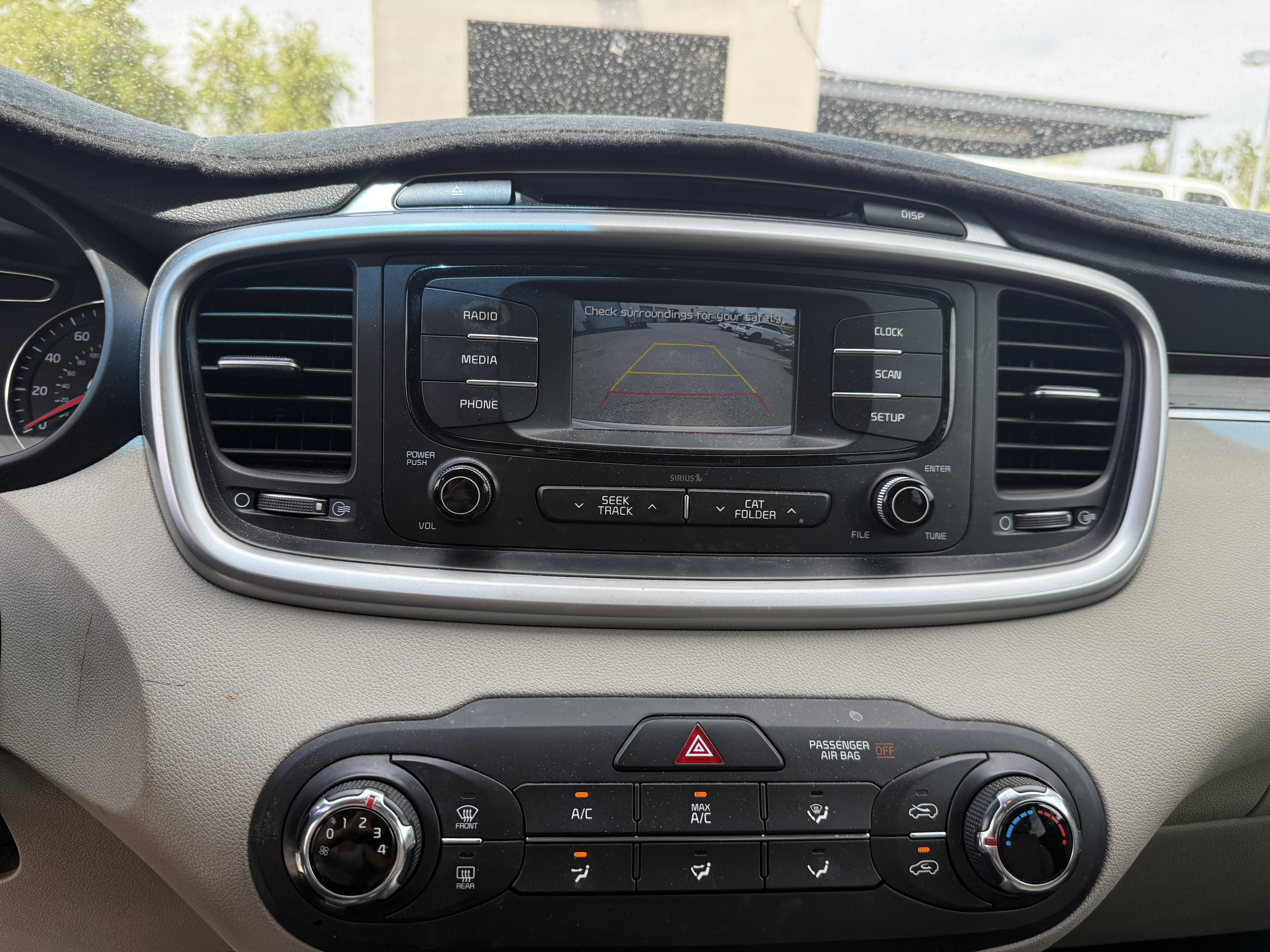 2016 Kia Sorento LX
