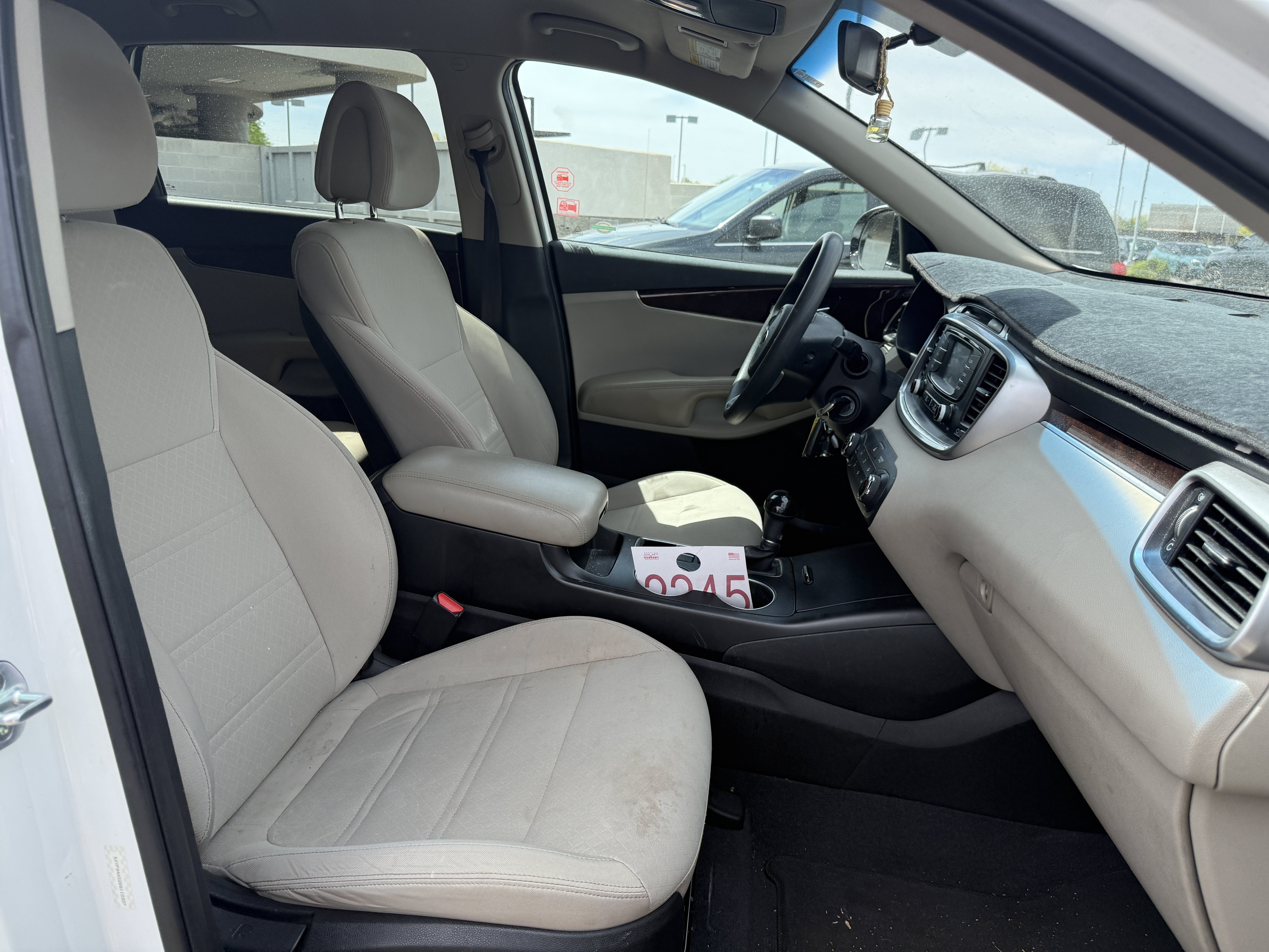 2016 Kia Sorento LX