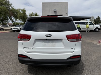 2016 Kia Sorento LX