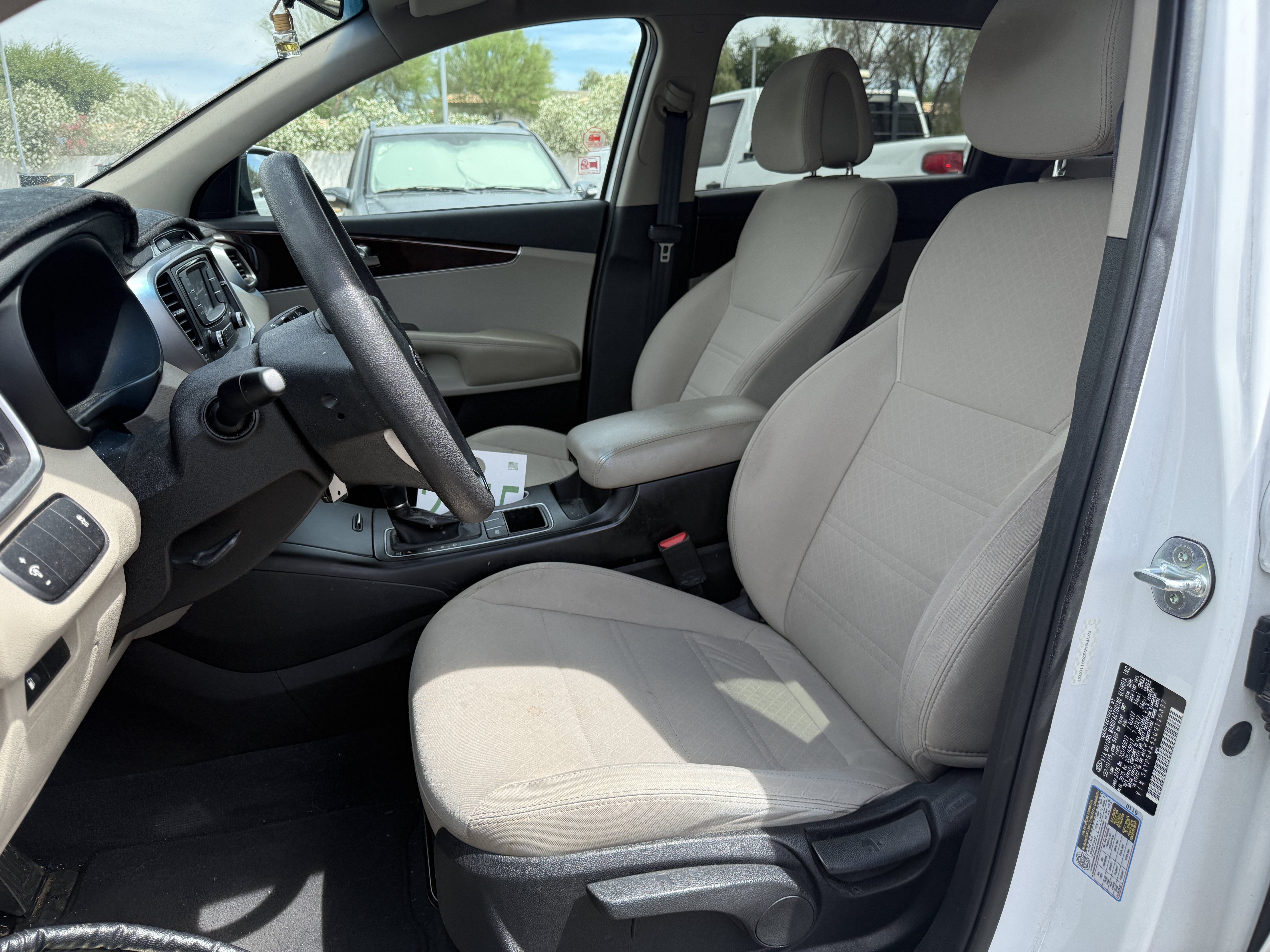 2016 Kia Sorento LX