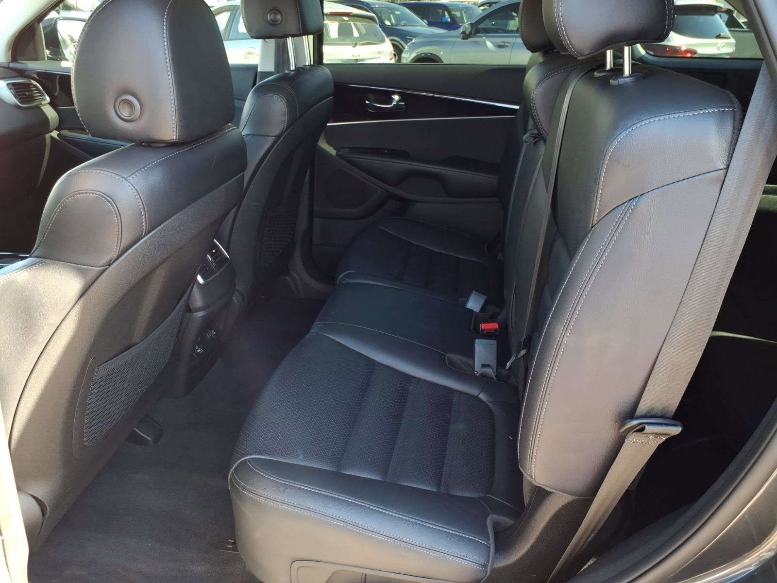 2020 Kia Sorento EX V6