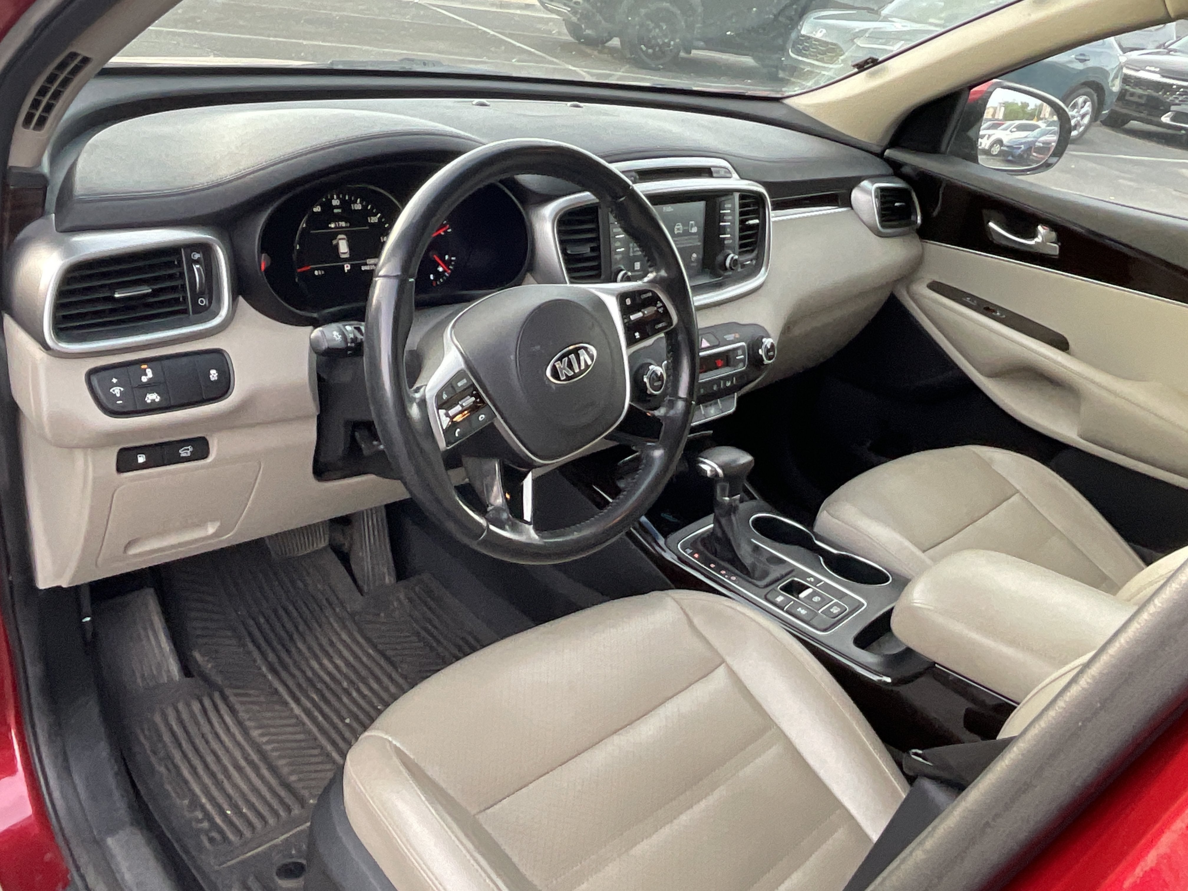 2019 Kia Sorento EX V6