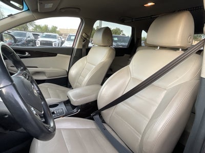 2019 Kia Sorento EX V6