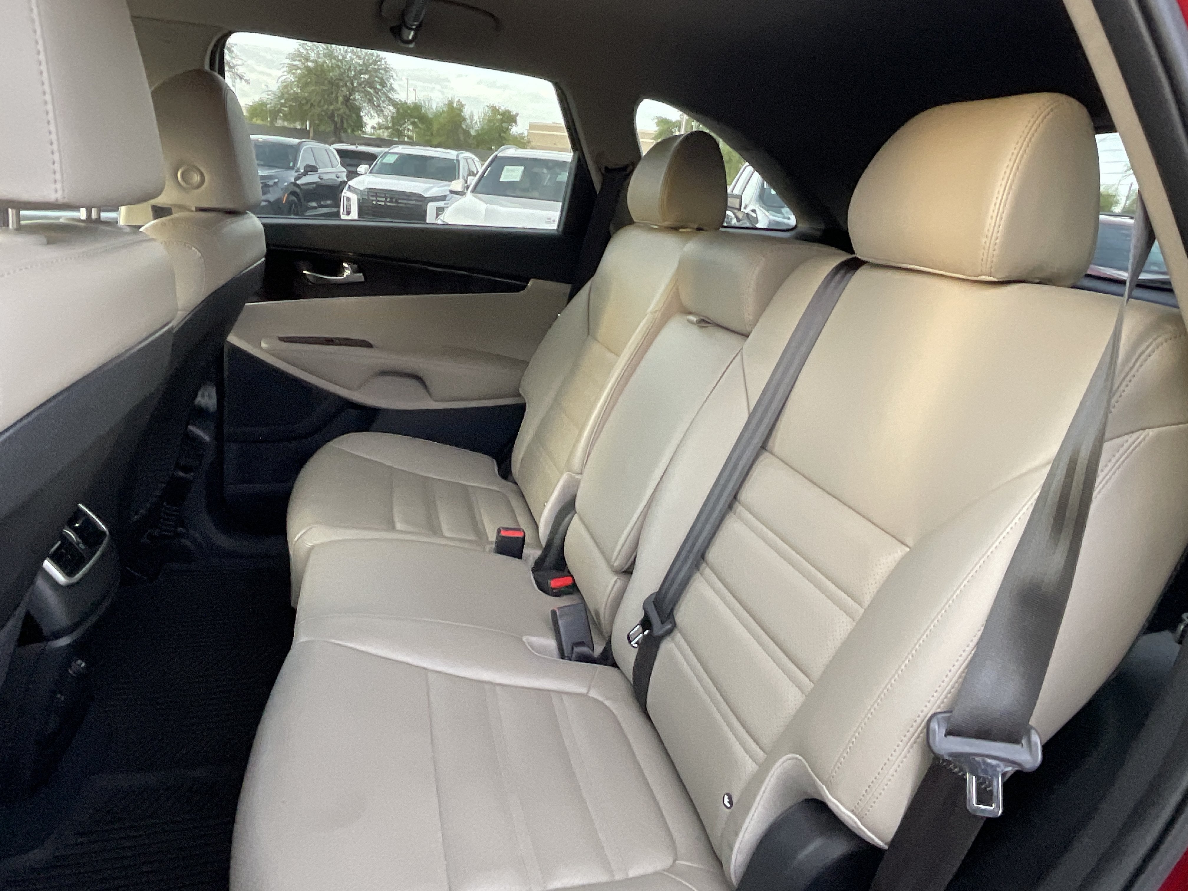 2019 Kia Sorento EX V6