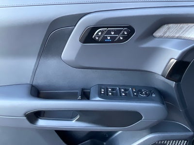 2027 Kia Telluride SX-Prestige**ALMOST NEW