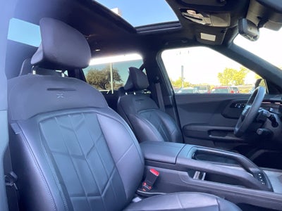 2027 Kia Telluride SX-Prestige**ALMOST NEW
