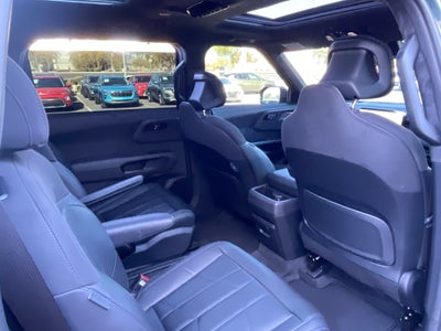 2027 Kia Telluride SX-Prestige**ALMOST NEW
