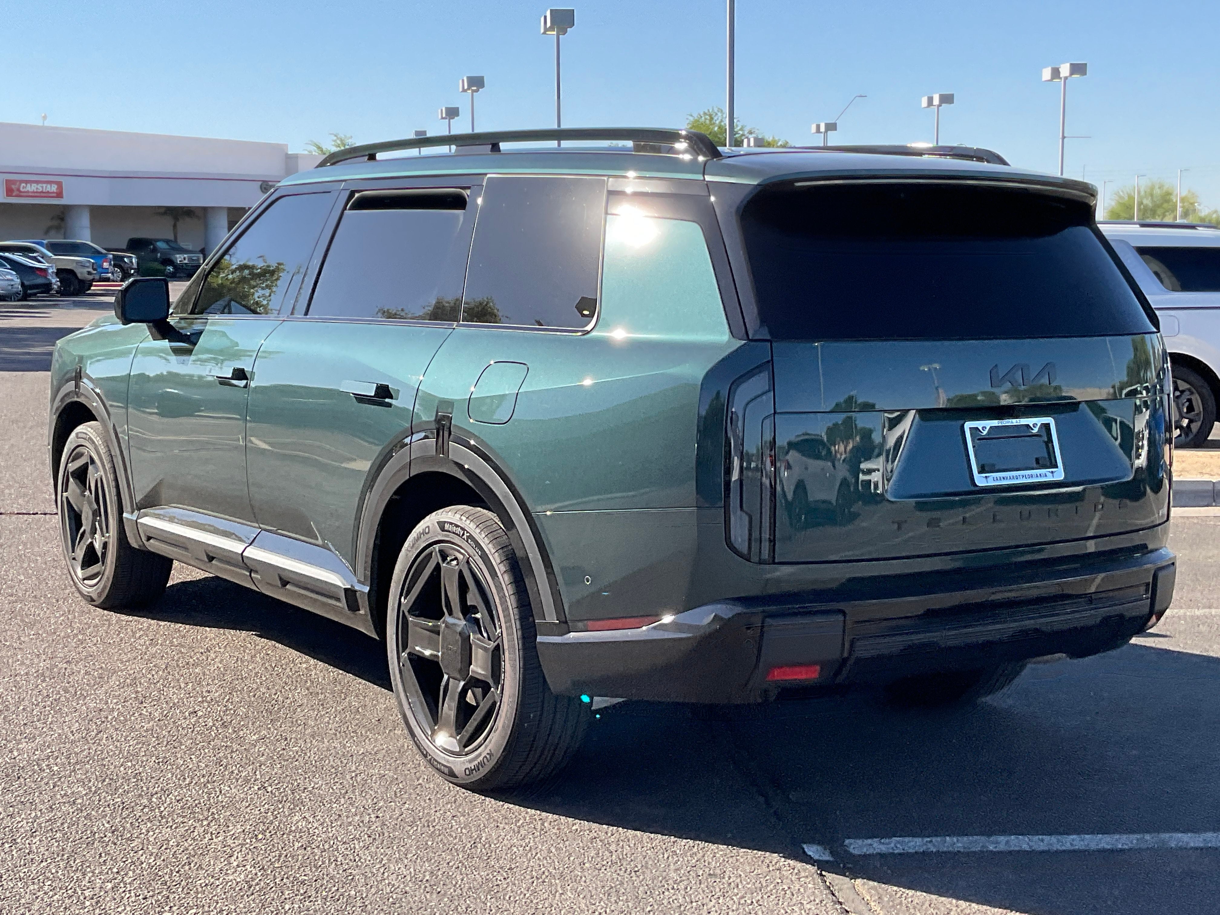2027 Kia Telluride SX-Prestige**ALMOST NEW