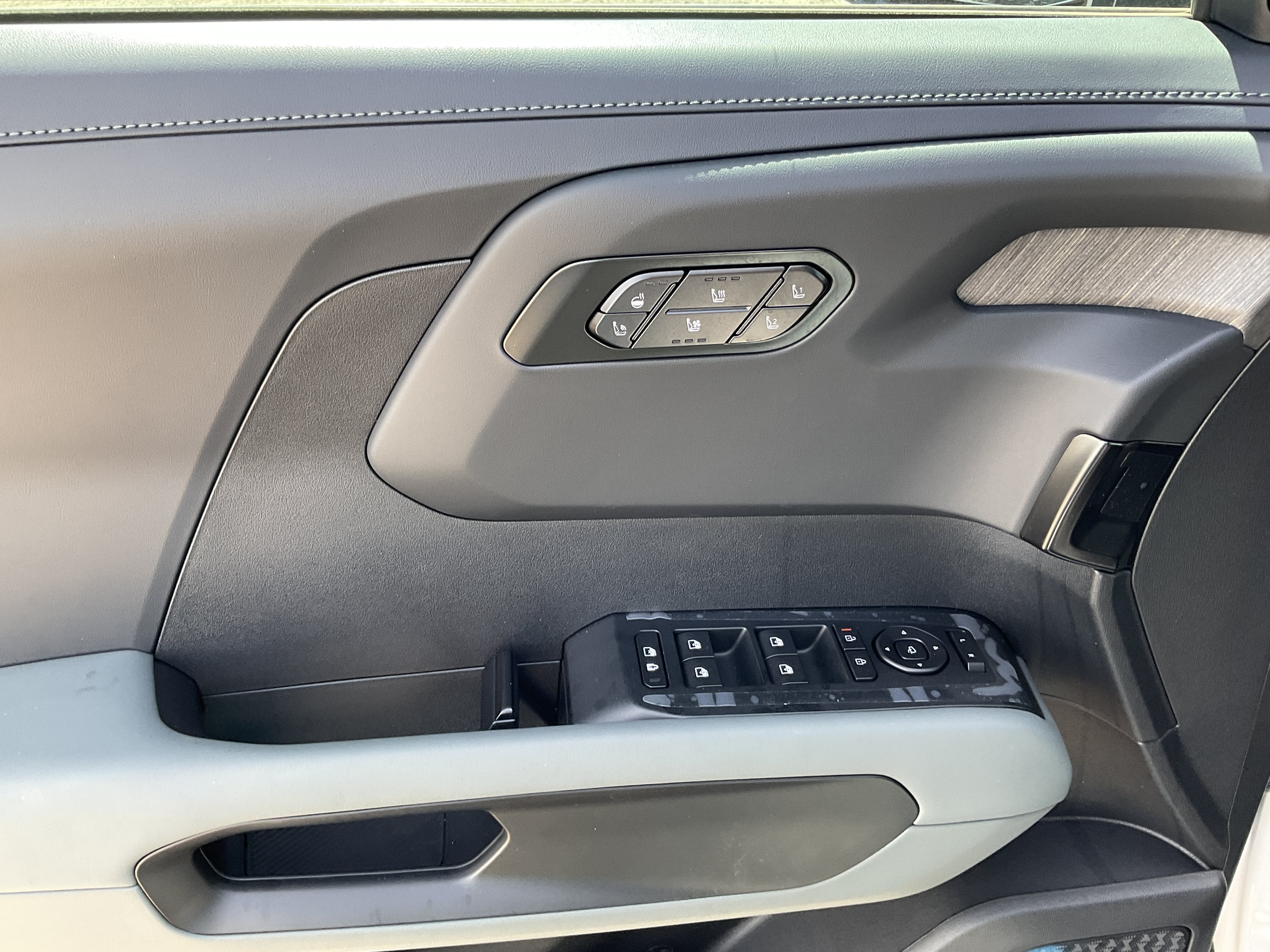 2027 Kia Telluride Hybrid X-Line SX-Prestige