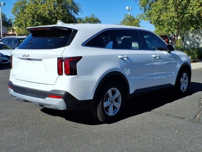 2025 Kia Sorento LX