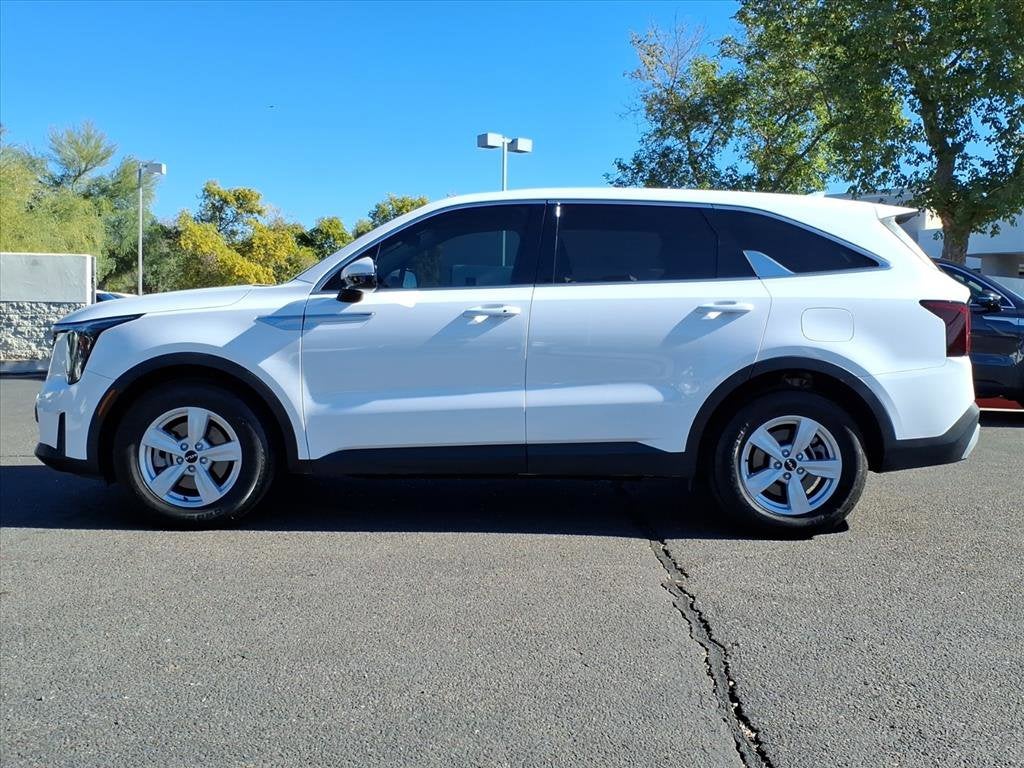 2025 Kia Sorento LX