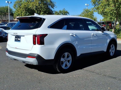 2025 Kia Sorento LX