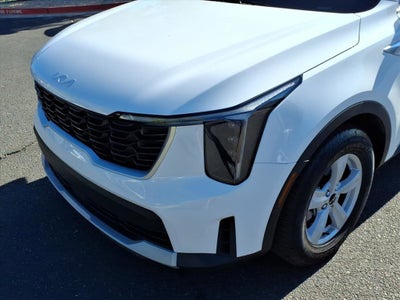 2025 Kia Sorento LX
