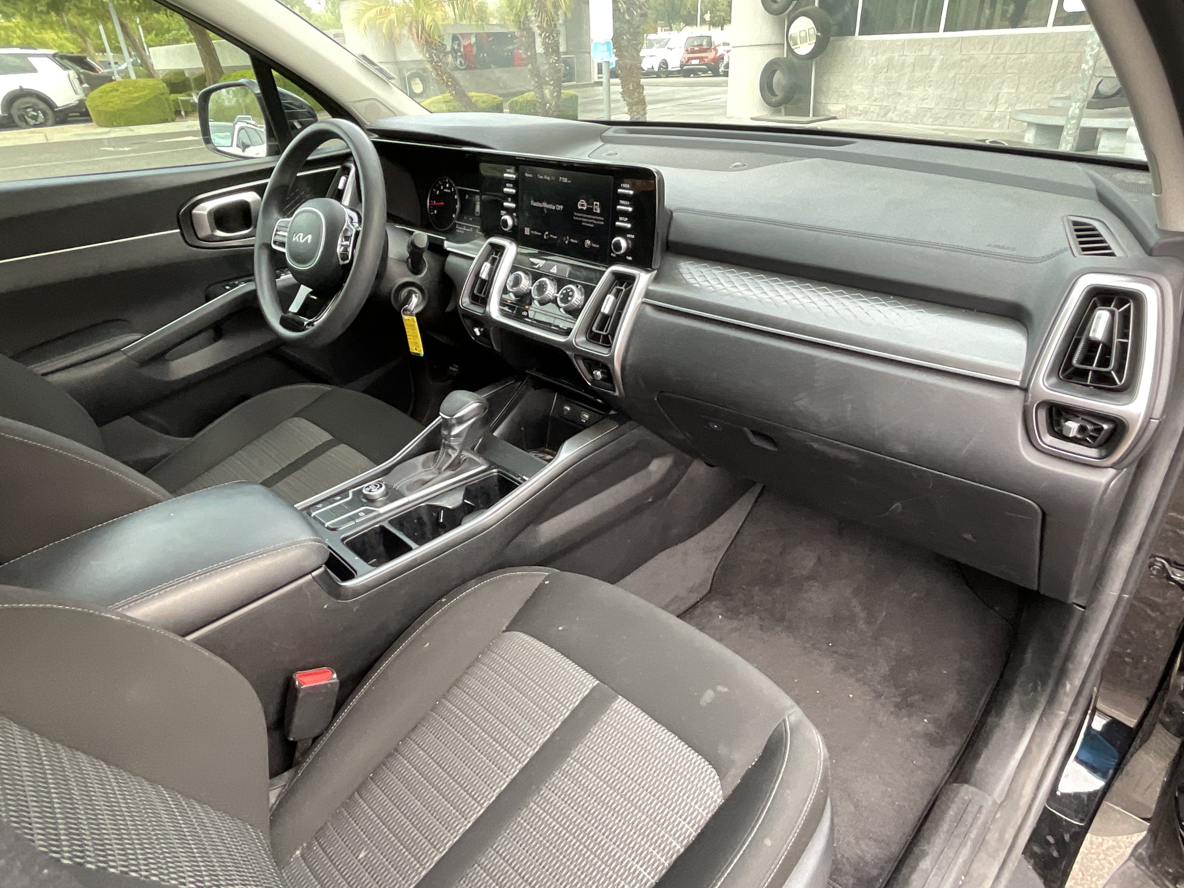 2023 Kia Sorento LX***CF CERT 1 OWNER**