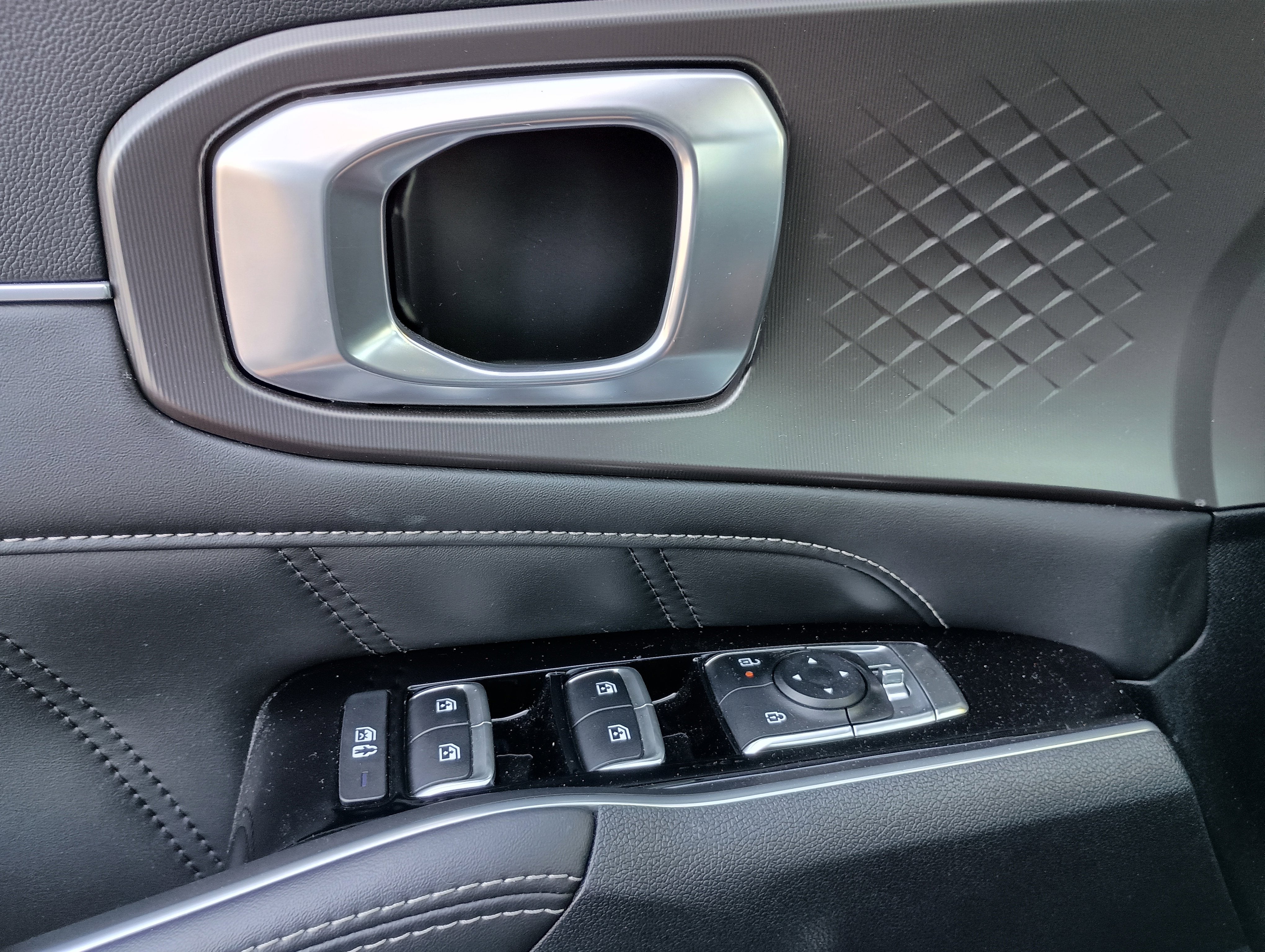 2025 Kia Sorento SX**ONLY 6K MILES STILL LIKE NEW