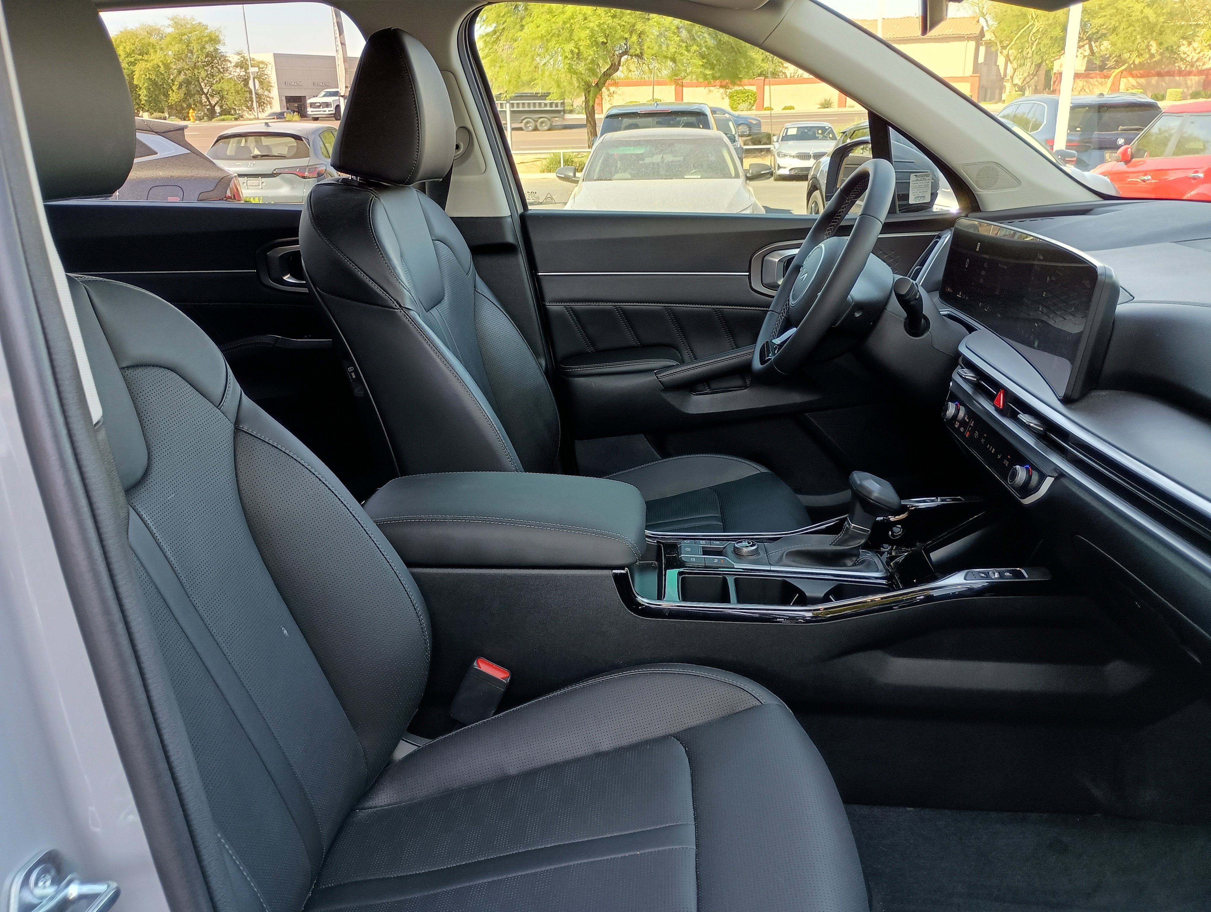 2025 Kia Sorento SX**ONLY 6K MILES STILL LIKE NEW