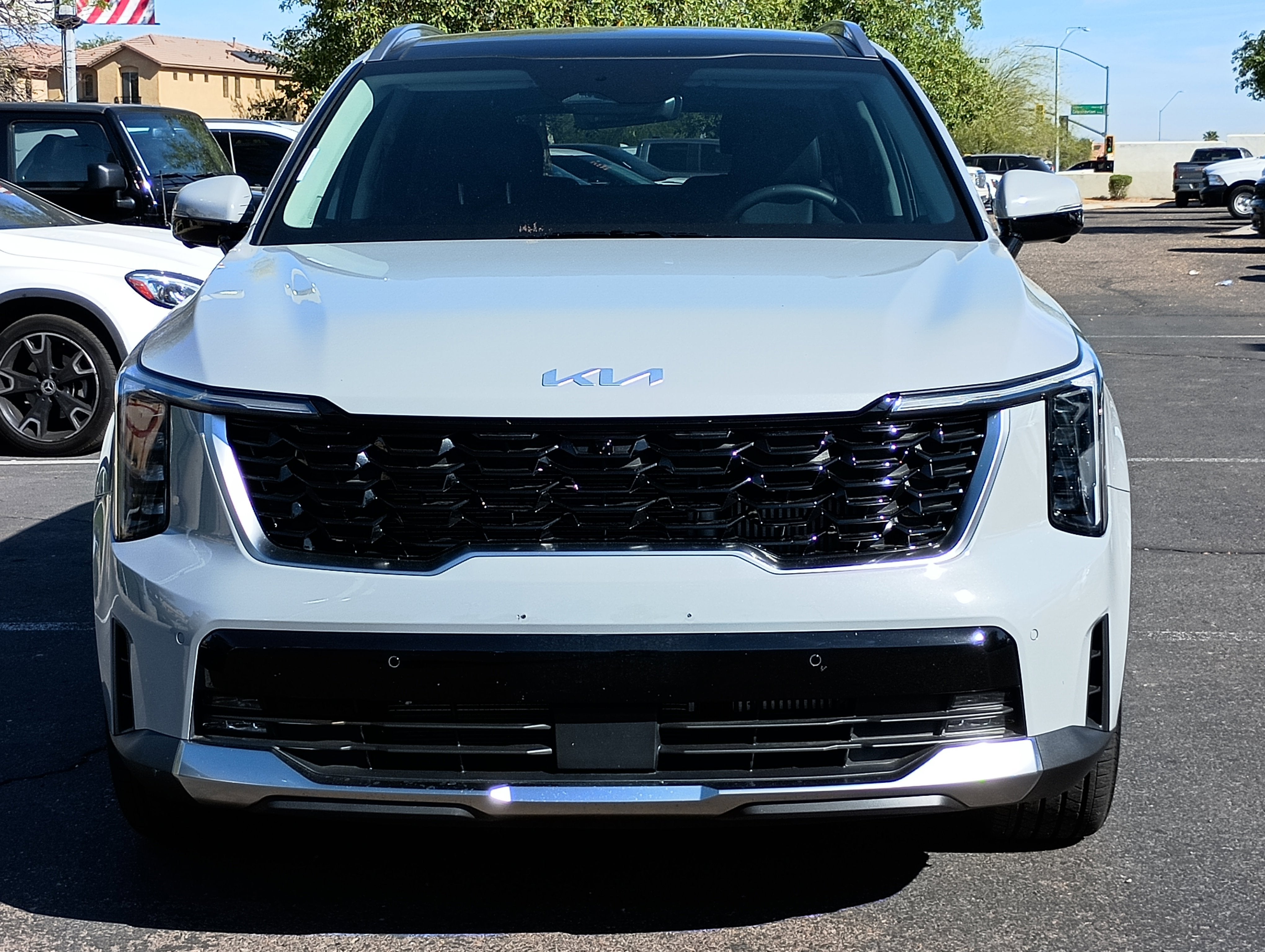 2025 Kia Sorento SX**ONLY 6K MILES STILL LIKE NEW