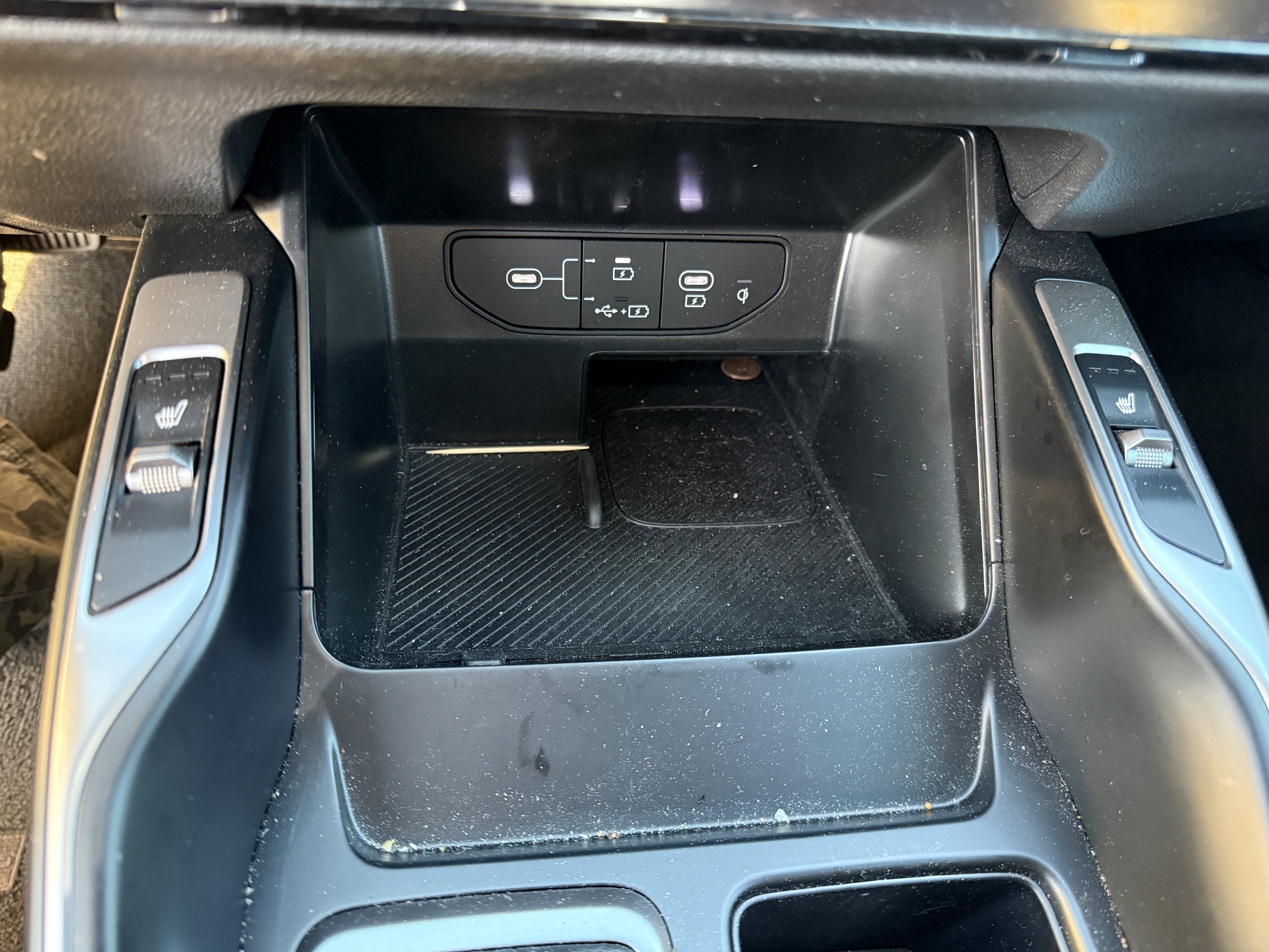 2025 Kia Sorento S* 1 OWNER