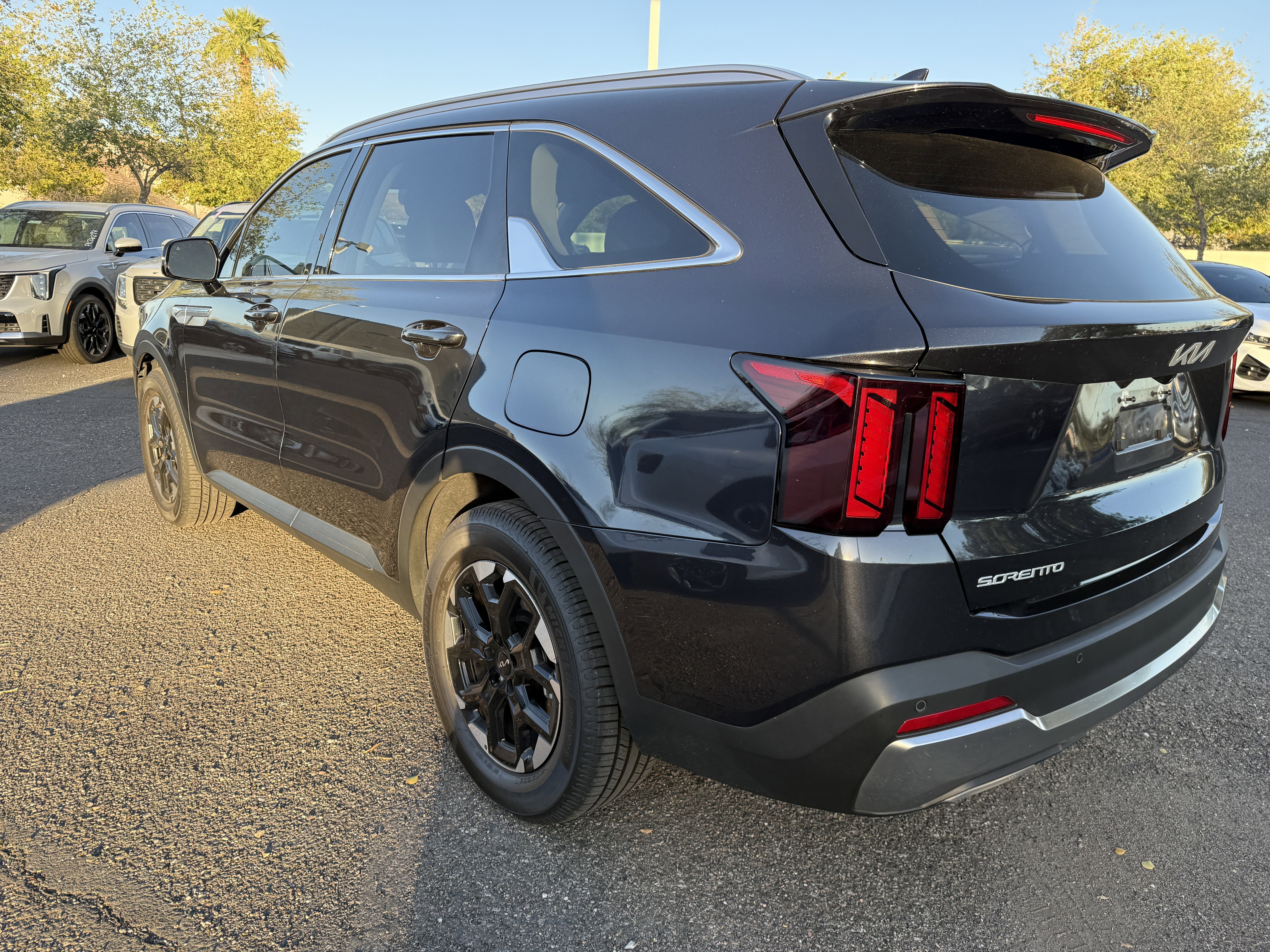 2025 Kia Sorento S* 1 OWNER