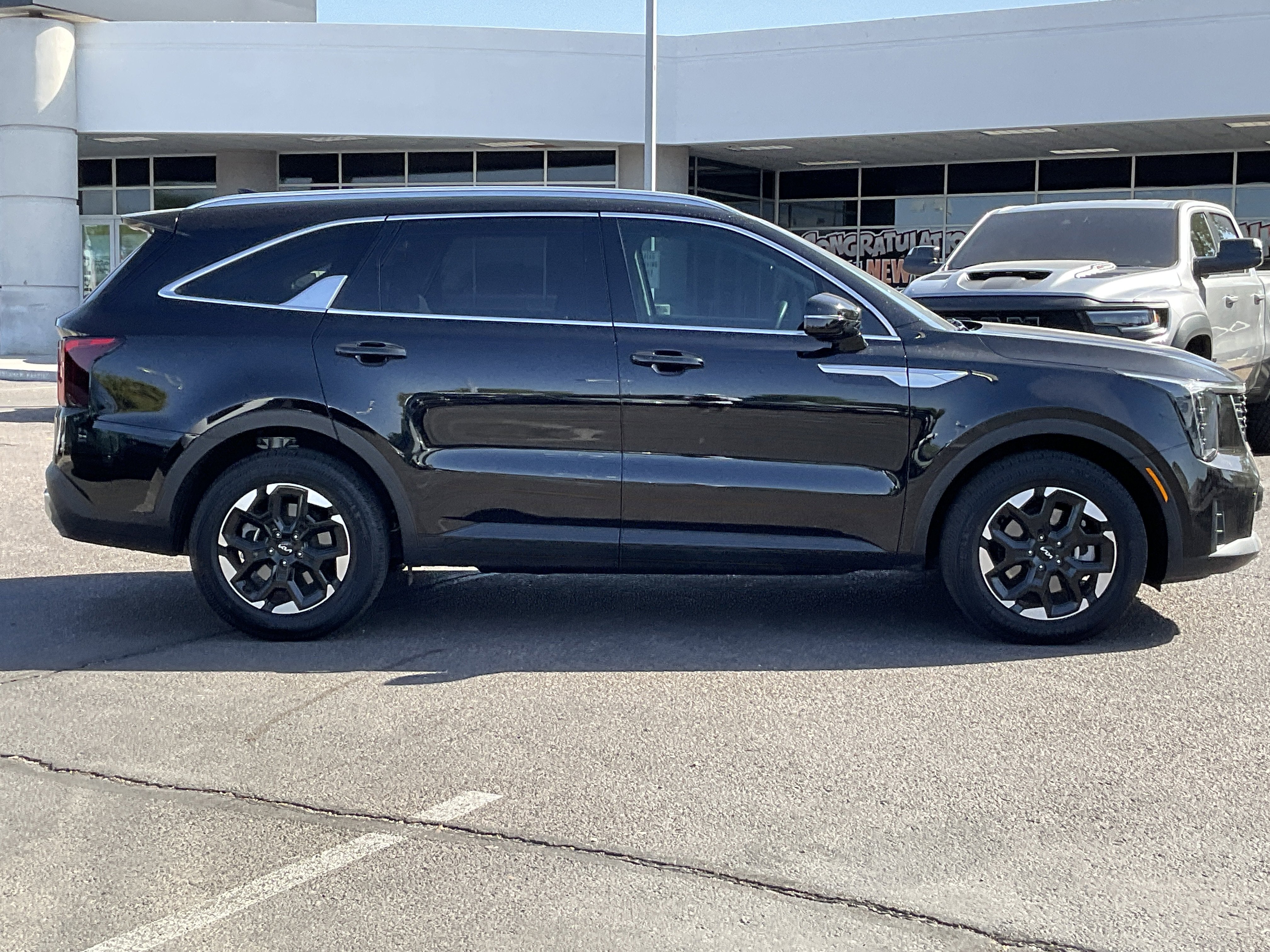 2025 Kia Sorento S
