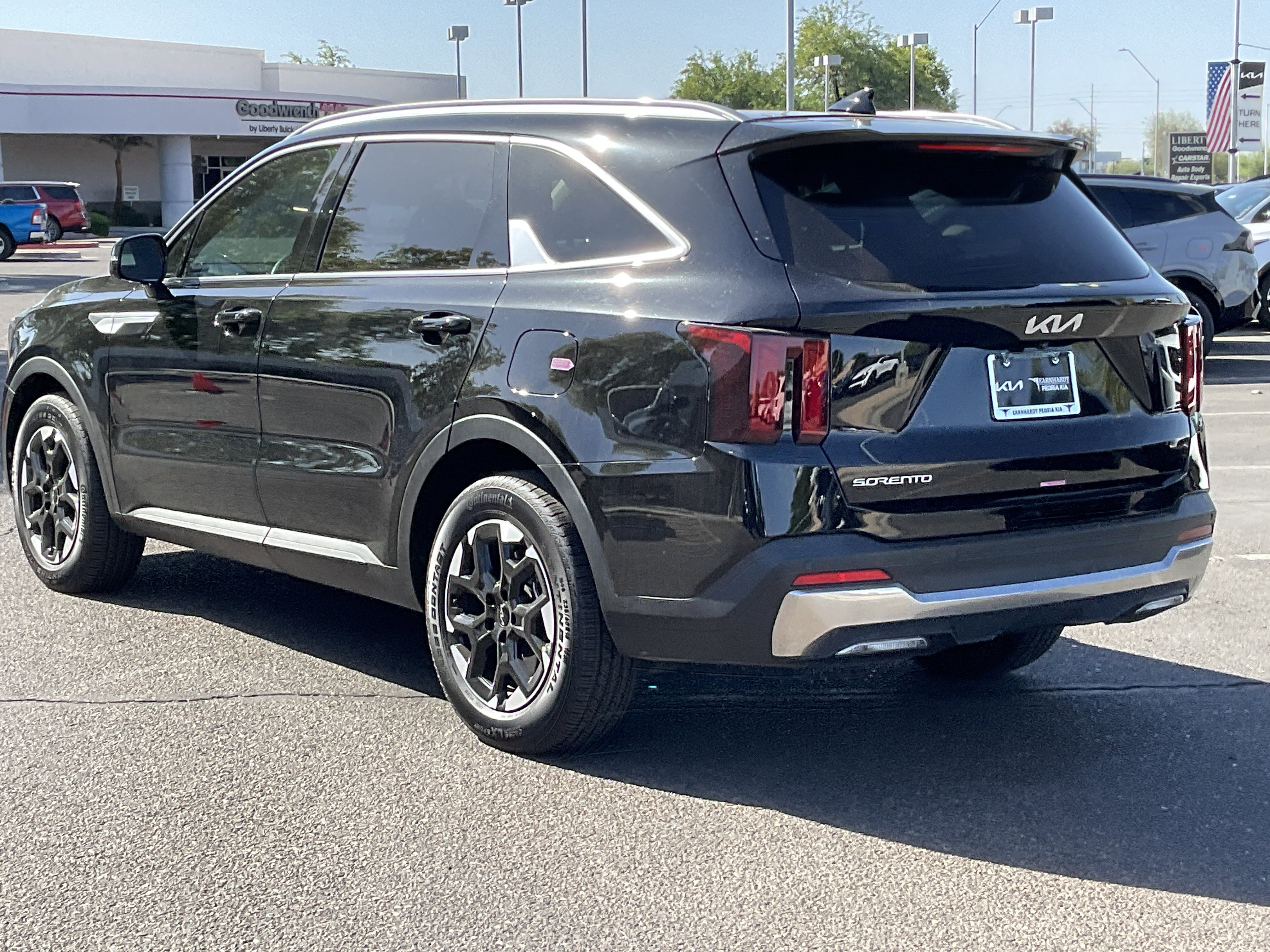 2025 Kia Sorento S
