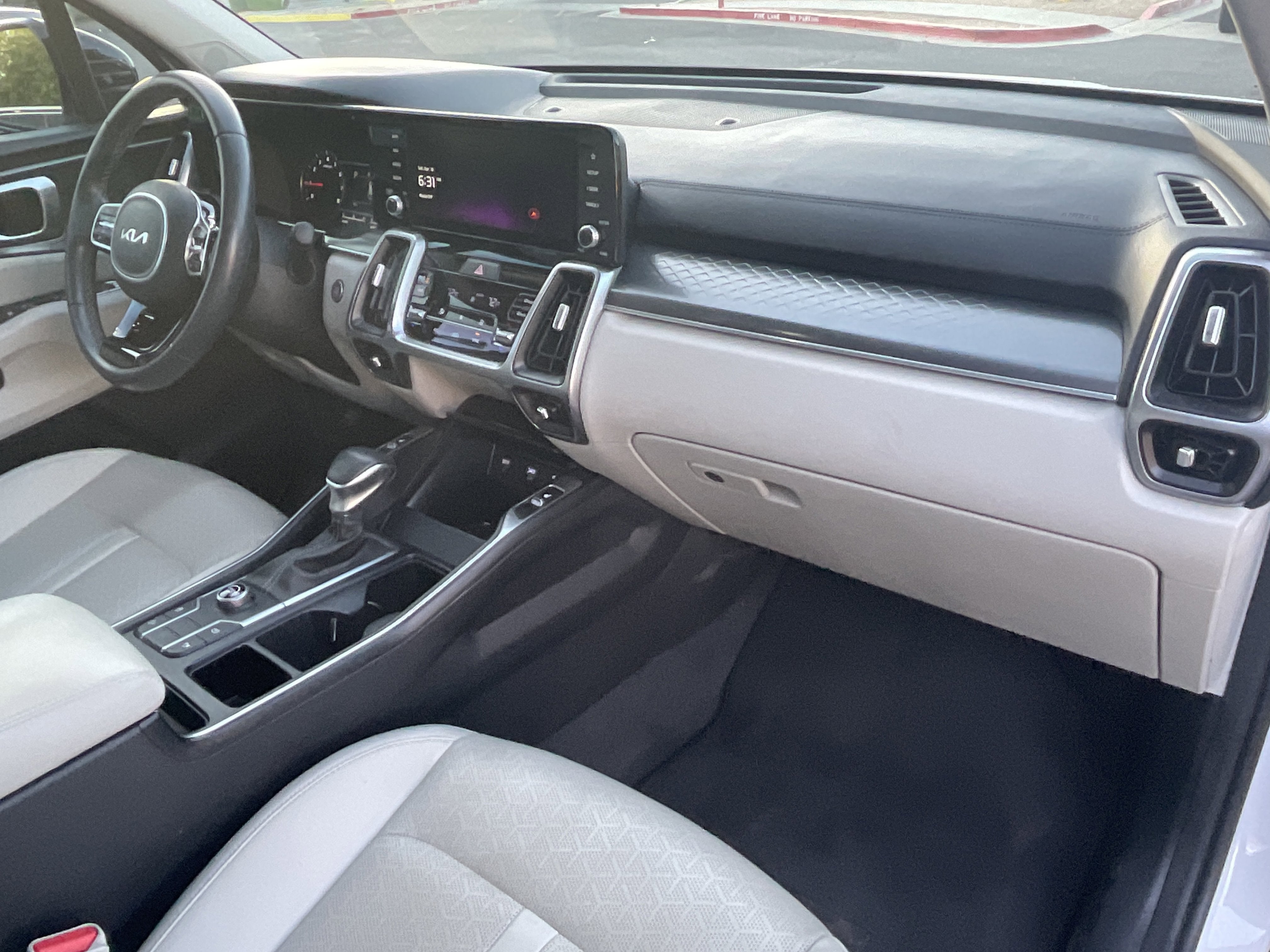 2023 Kia Sorento S* 1 OWNER/ LOW MILES