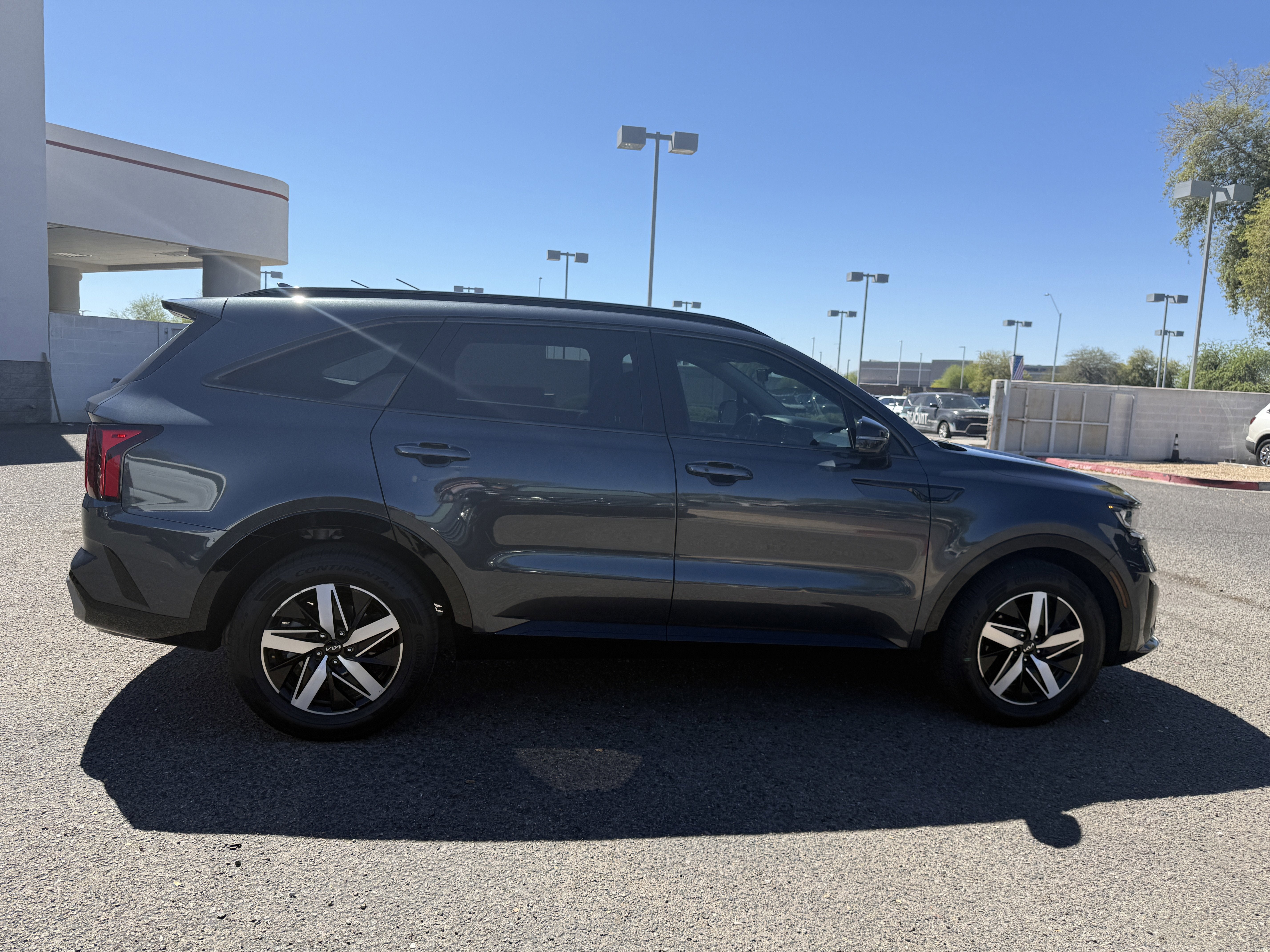 2023 Kia Sorento S